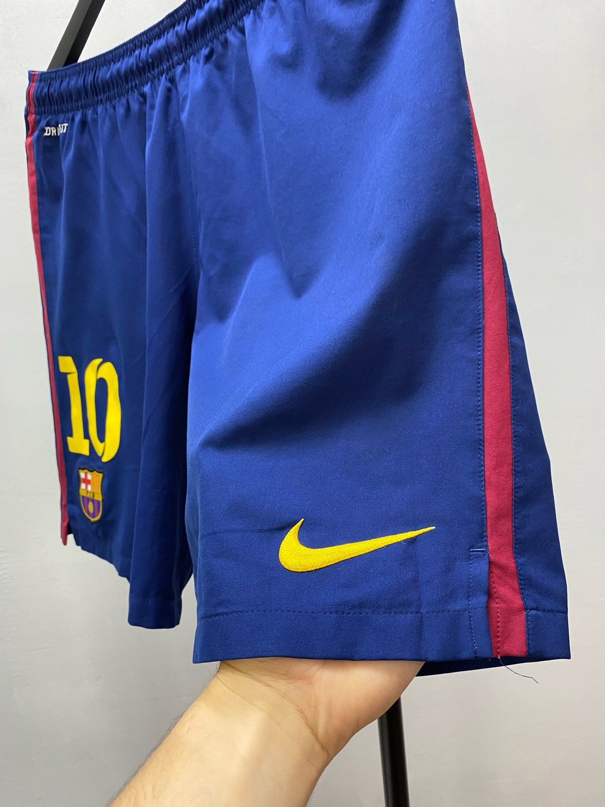 Nike 10# Messi Barcelona Nike Soccer Shorts Size US 34 / EU 50 - 5 Thumbnail