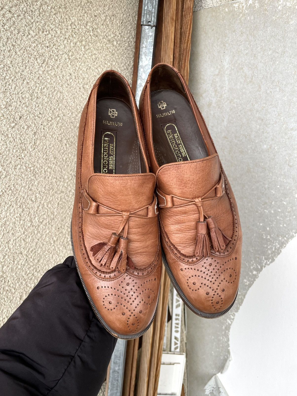 Bally Bally Suisse Leather Tassel Loafers Brogue Size 9.5 Brown Size US 9.5 / EU 42-43 - 3 Thumbnail