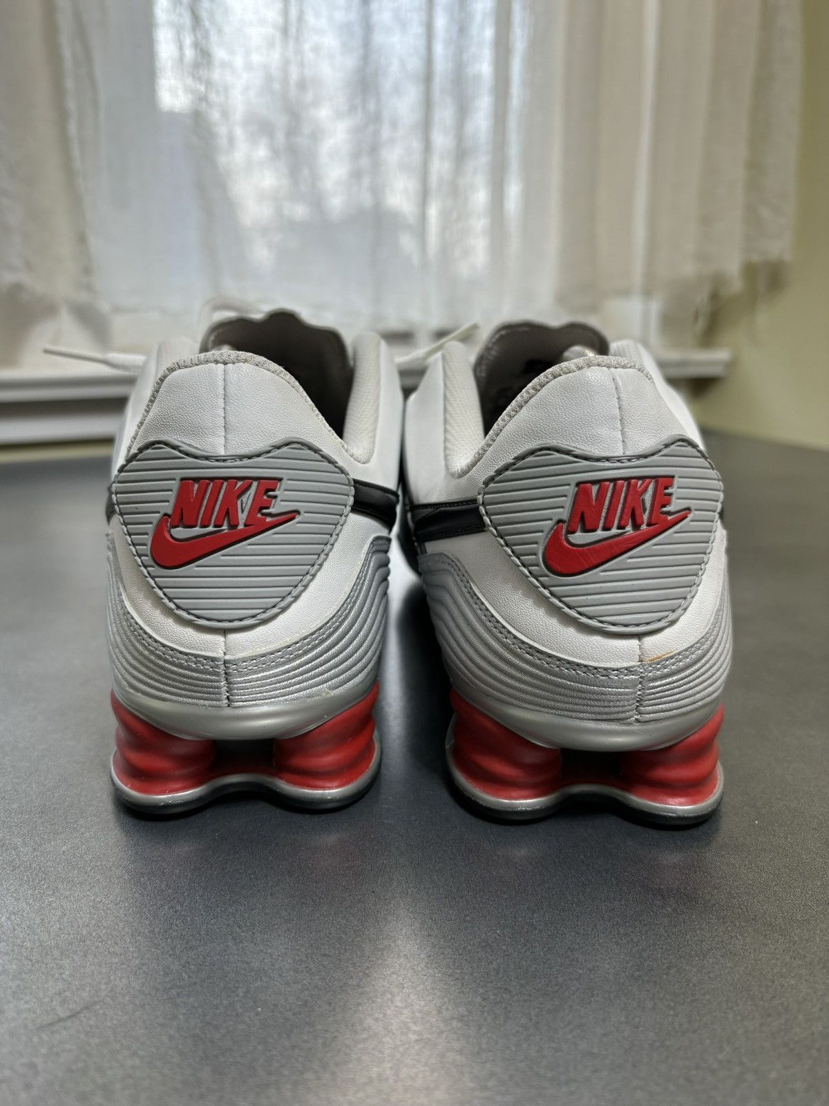 Nike 2007 Nike Shox R4 Lady Slim 319579-002 Rare 2000s Vintage QT Size US 9.5 / EU 42-43 - 10 Thumbnail