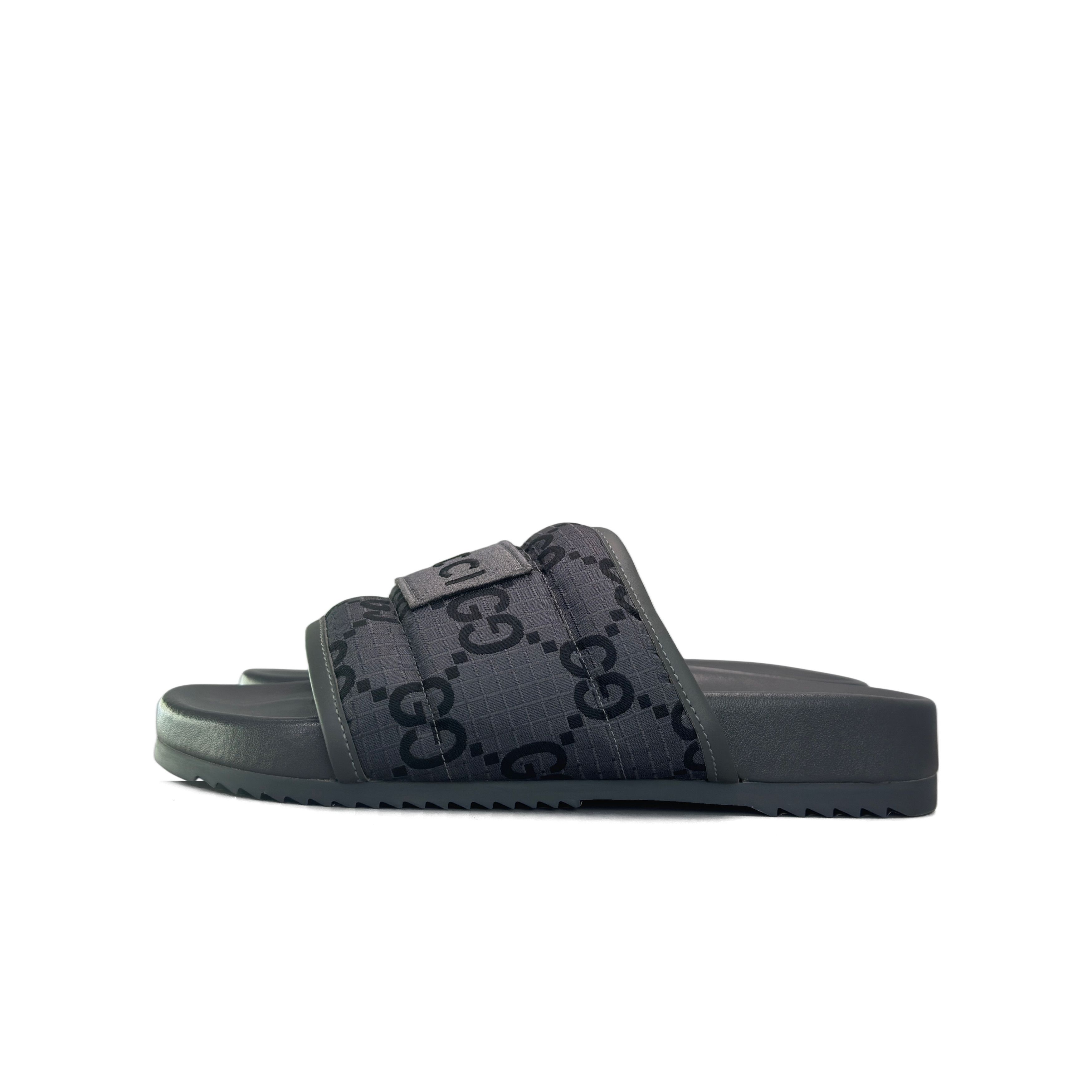 Gucci Gucci GG Logo Slide Sandals Size 7 Size US 7 / EU 40 - 1 Thumbnail