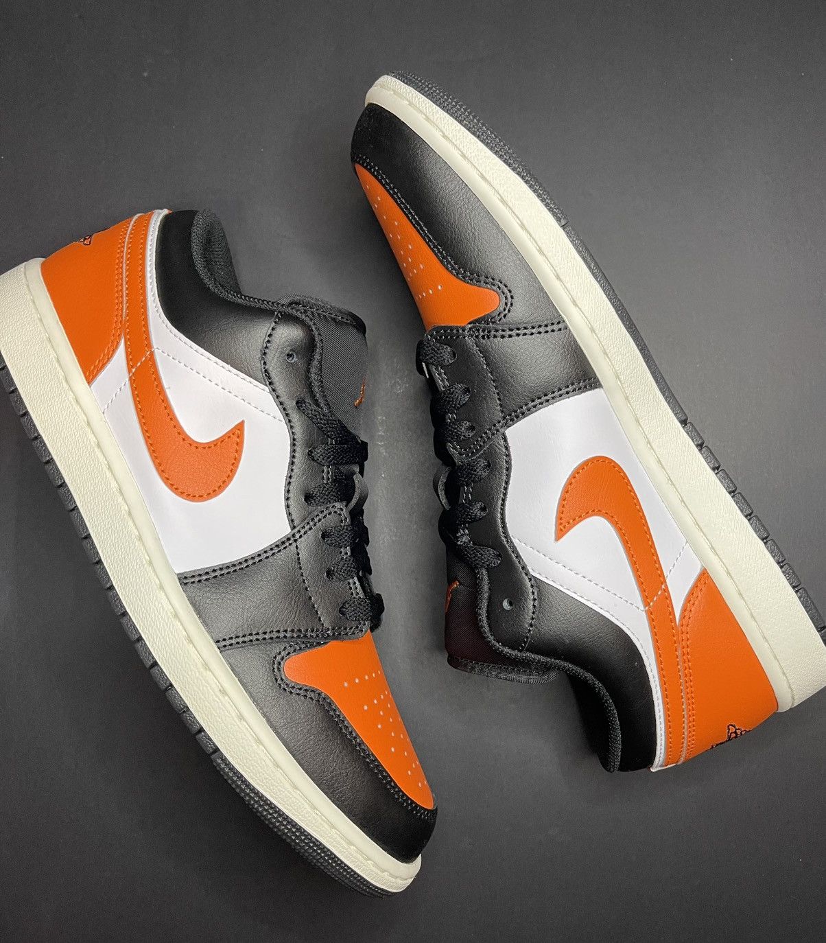 Nike Jordan 1 Low Shattered Backboard Alternate Size US 10.5 / EU 43-44 - 7 Thumbnail