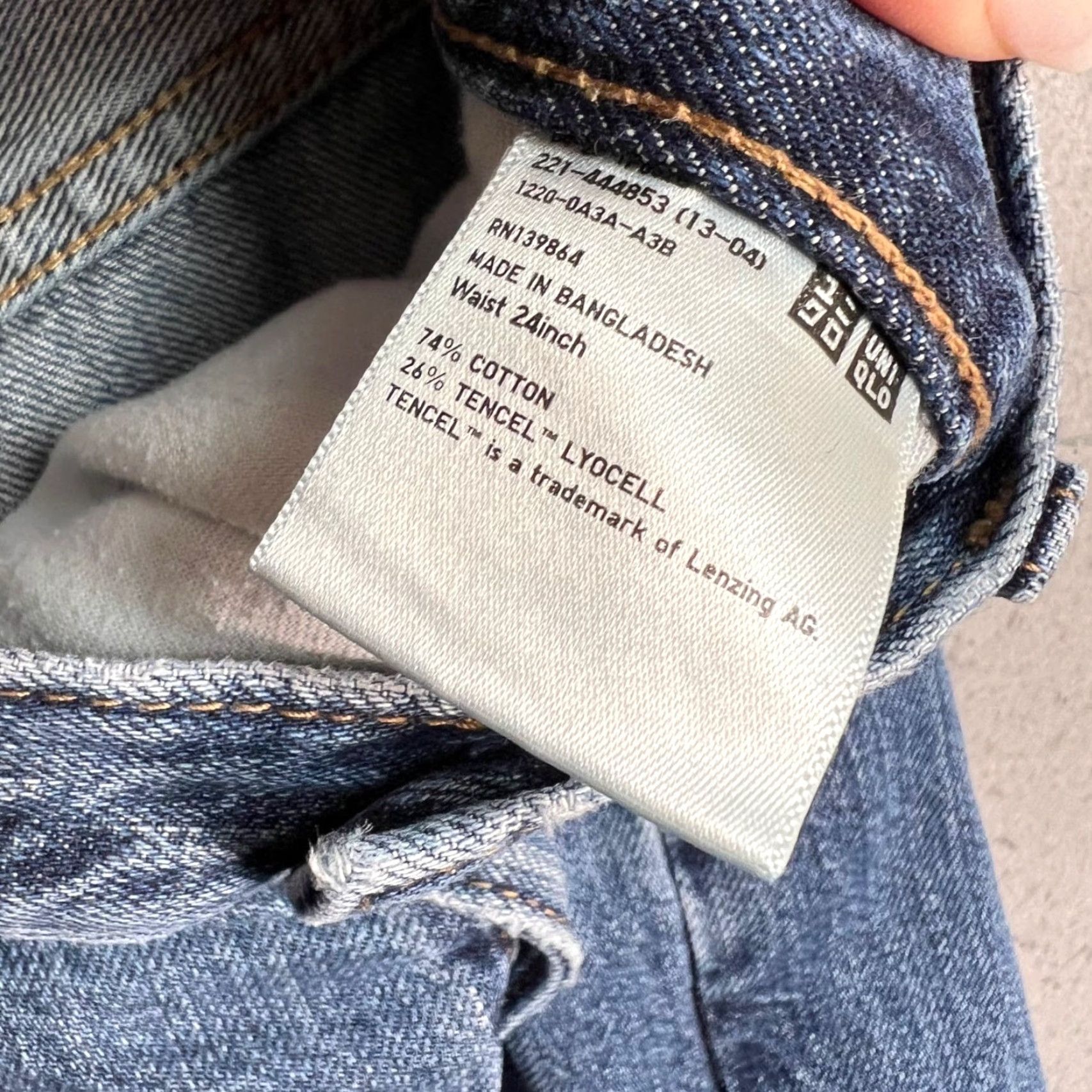 Uniqlo VINTAGE Uniqlo Jeans Womens 24 High Waisted Tapered Denim Blue Cotton Blend Rise High Adults Womens 24 Jeans B06 Size 42" / US 20 - 4 Thumbnail