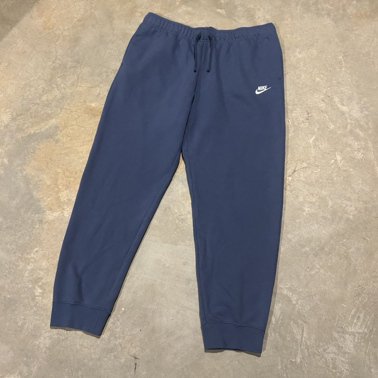 Nike Brand New Nike Embroidered Swoosh Jogger Sweatpants Size US 36 / EU 52 - 2 Thumbnail