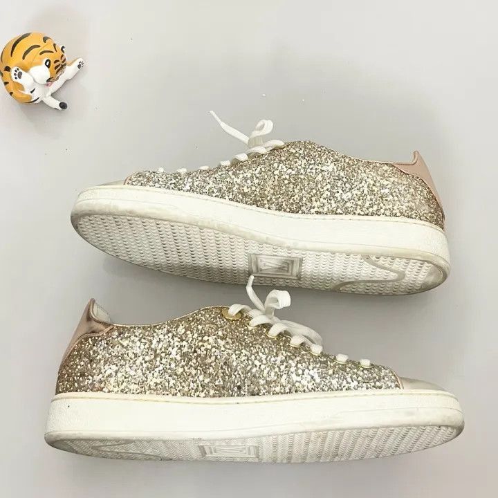 Other Louis Vuitton Glitter Low-Top Sneakers for Men and Women -2 Size US 5.5 / EU 38 - 3 Thumbnail