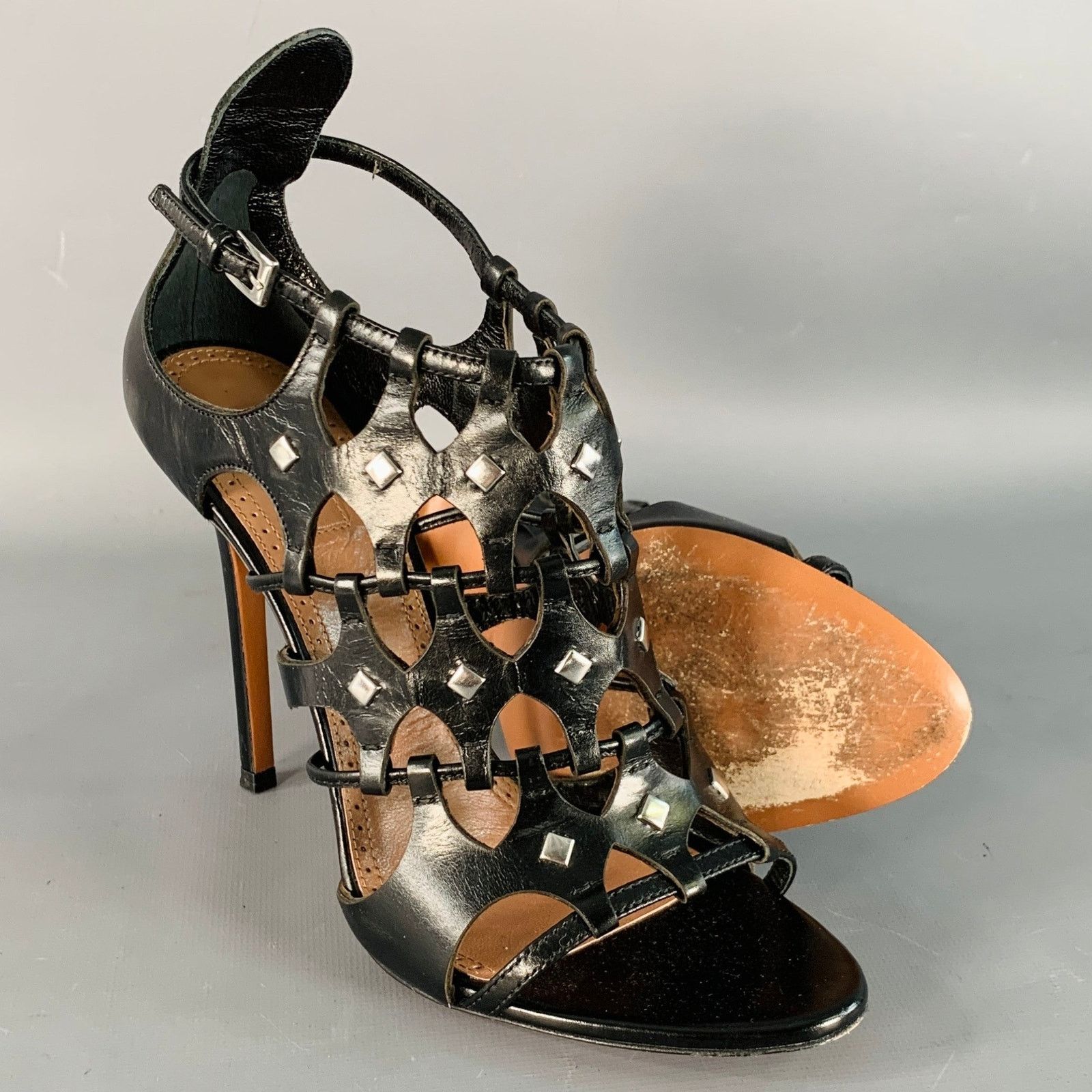 Alaia ALAIA Size 8.5 Black Leather Studded Stiletto Cage Pumps Size US 8.5 / IT 38.5 - 5 Thumbnail