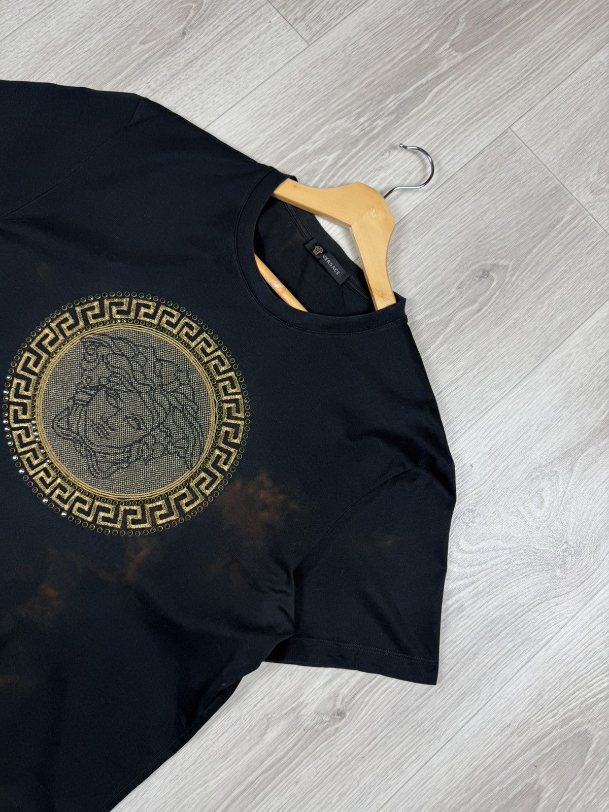 Versace Gianni Versace Distressed T Shirt Big Logo Medusa Size US L / EU 52-54 / 3 - 2 Thumbnail
