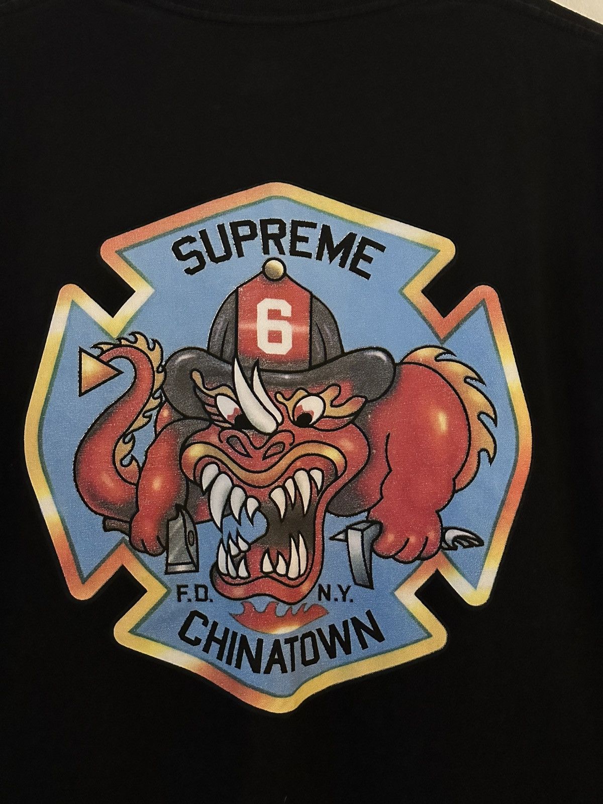 Supreme Supreme FDNY Engine 9 Chinatown Tee Size US L / EU 52-54 / 3 - 2 Thumbnail