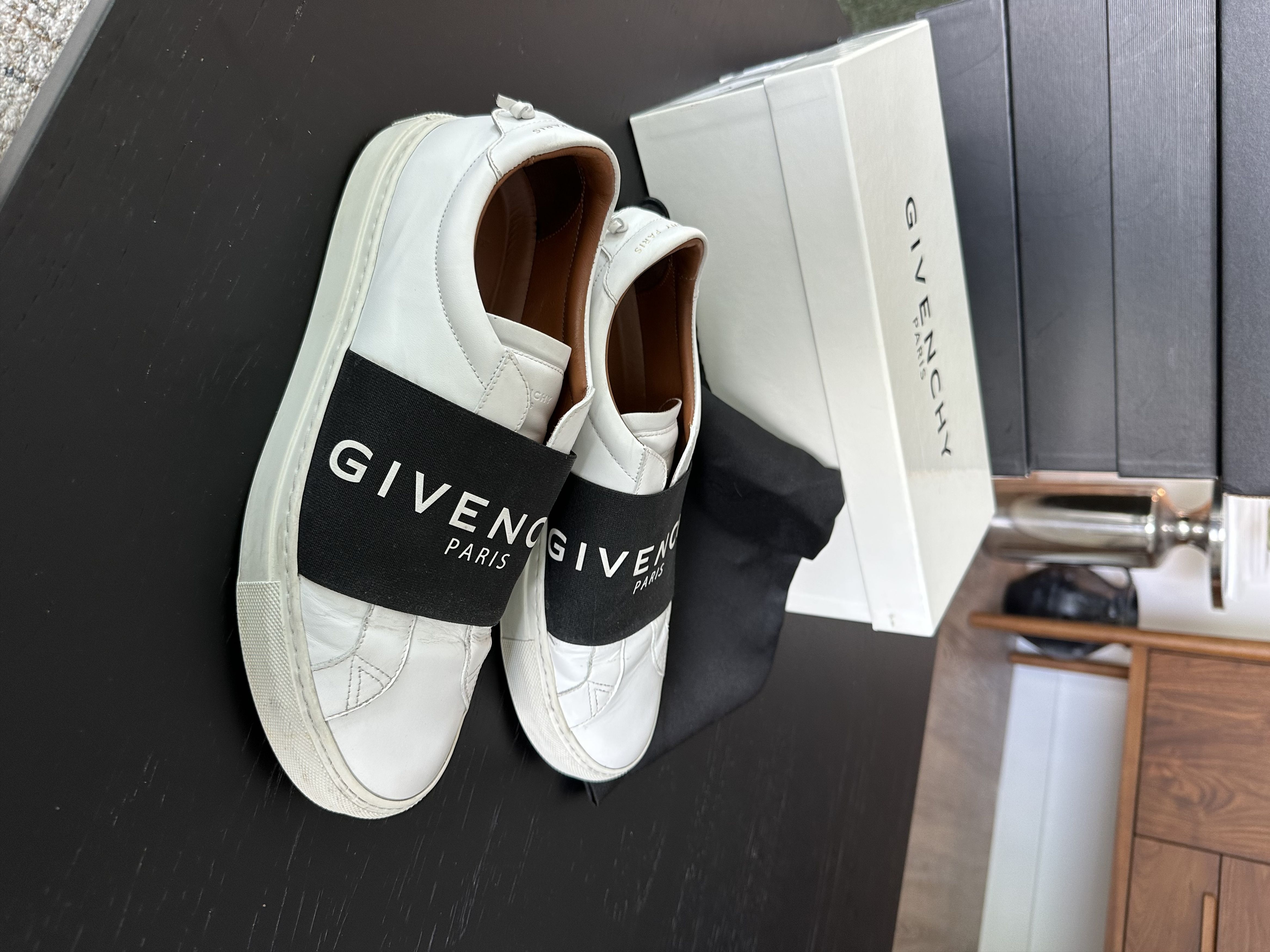 Givenchy Urban Street Logo Sneakers Size US 7 / EU 40 - 1 Thumbnail