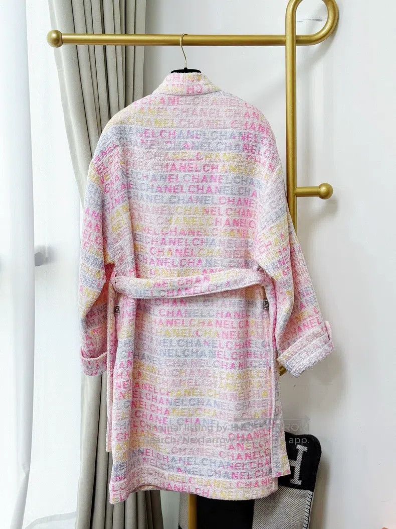 Chanel Chanel 24C early spring show pink full print colour letter Size XXS / US 00 / IT 34 - 4 Thumbnail