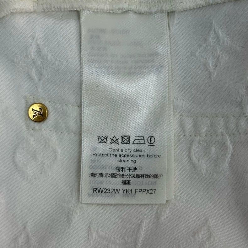 Louis Vuitton Louis Vuitton White jeans with dark stripes and full logo l Size US 36 / EU 52 - 6 Thumbnail