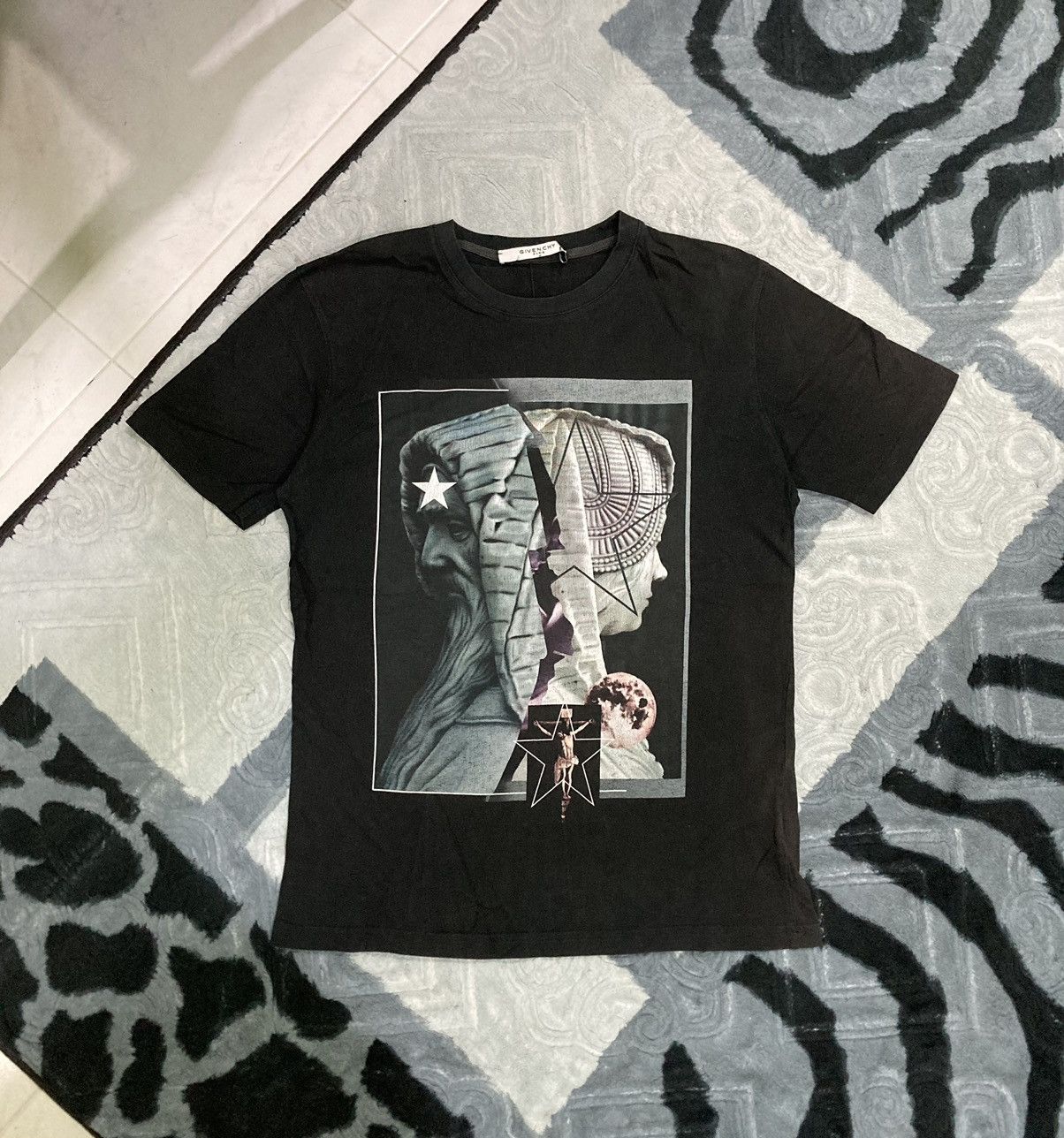Summit Clothing Givency Two Face Tee Size US L / EU 52-54 / 3 - 1 Thumbnail