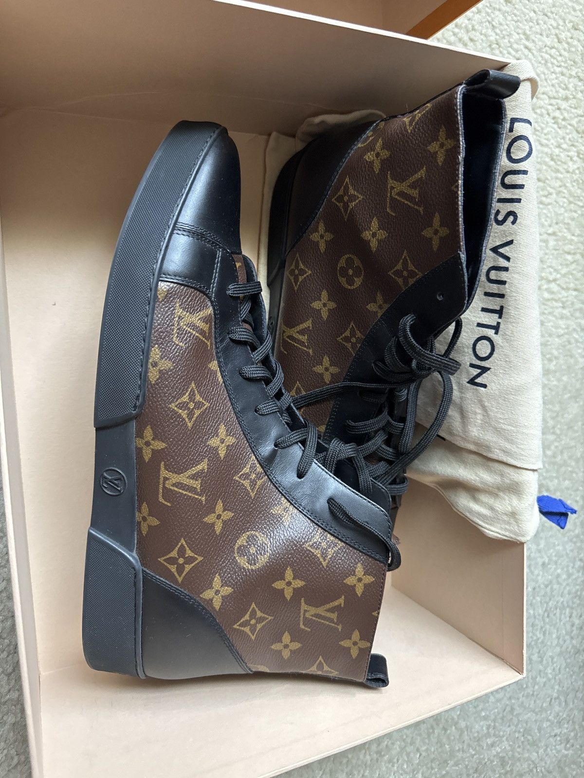 Louis Vuitton Louis Vuitton sneakers mens Size US 11 / EU 44 - 5 Thumbnail