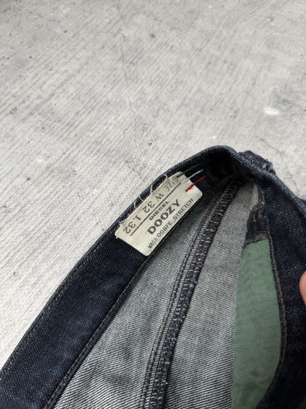 Diesel Vintage Diesel Low rise Faded Jeans Y2K 2000s Size 32" / US 10 / IT 46 - 7 Thumbnail