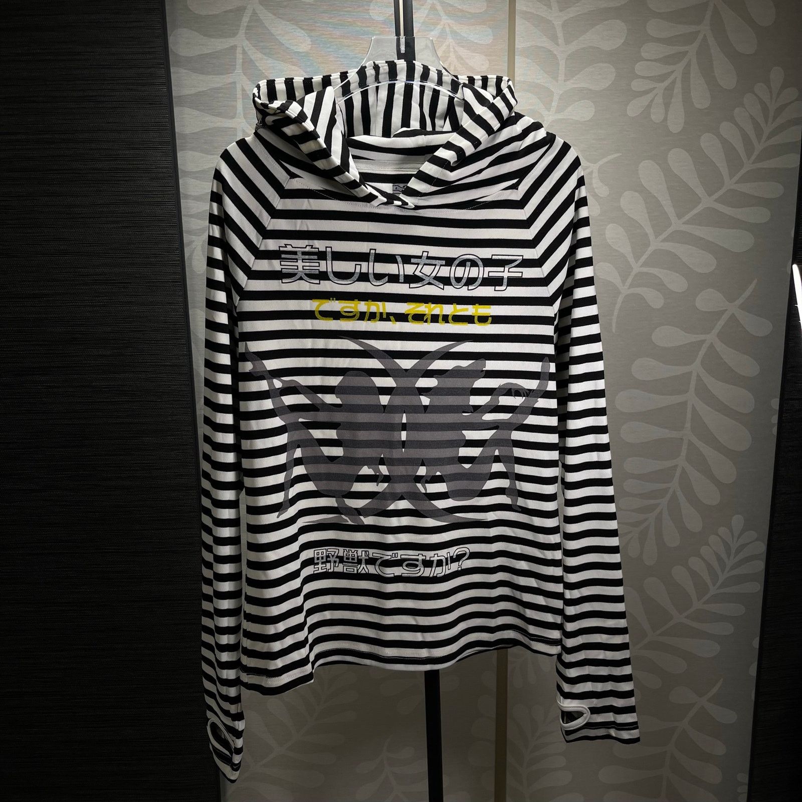 Japanese Brand Japanese Brand Gothic Striped Longsleeve Hoodie size L Size L / US 10 / IT 46 - 5 Thumbnail