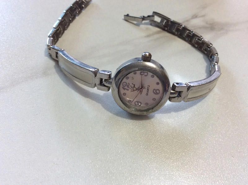 Designer Yes ladies silver white bracelet watch Size ONE SIZE - 1 Thumbnail