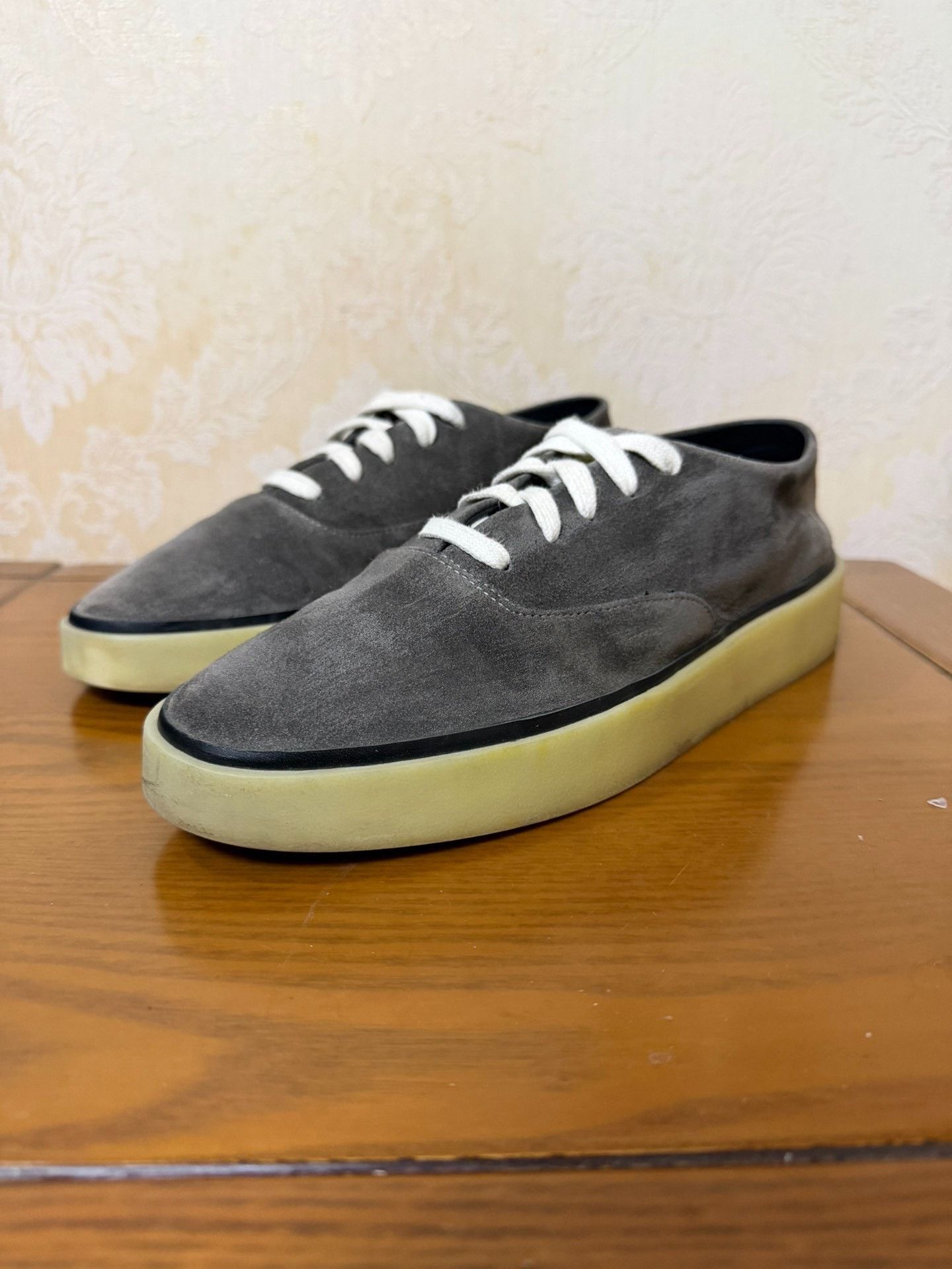 Ermenegildo Zegna Ermenegildo Zegna Collab Gray Lowtop Sneakers 9 Men Size US 9 / EU 42 - 1 Thumbnail