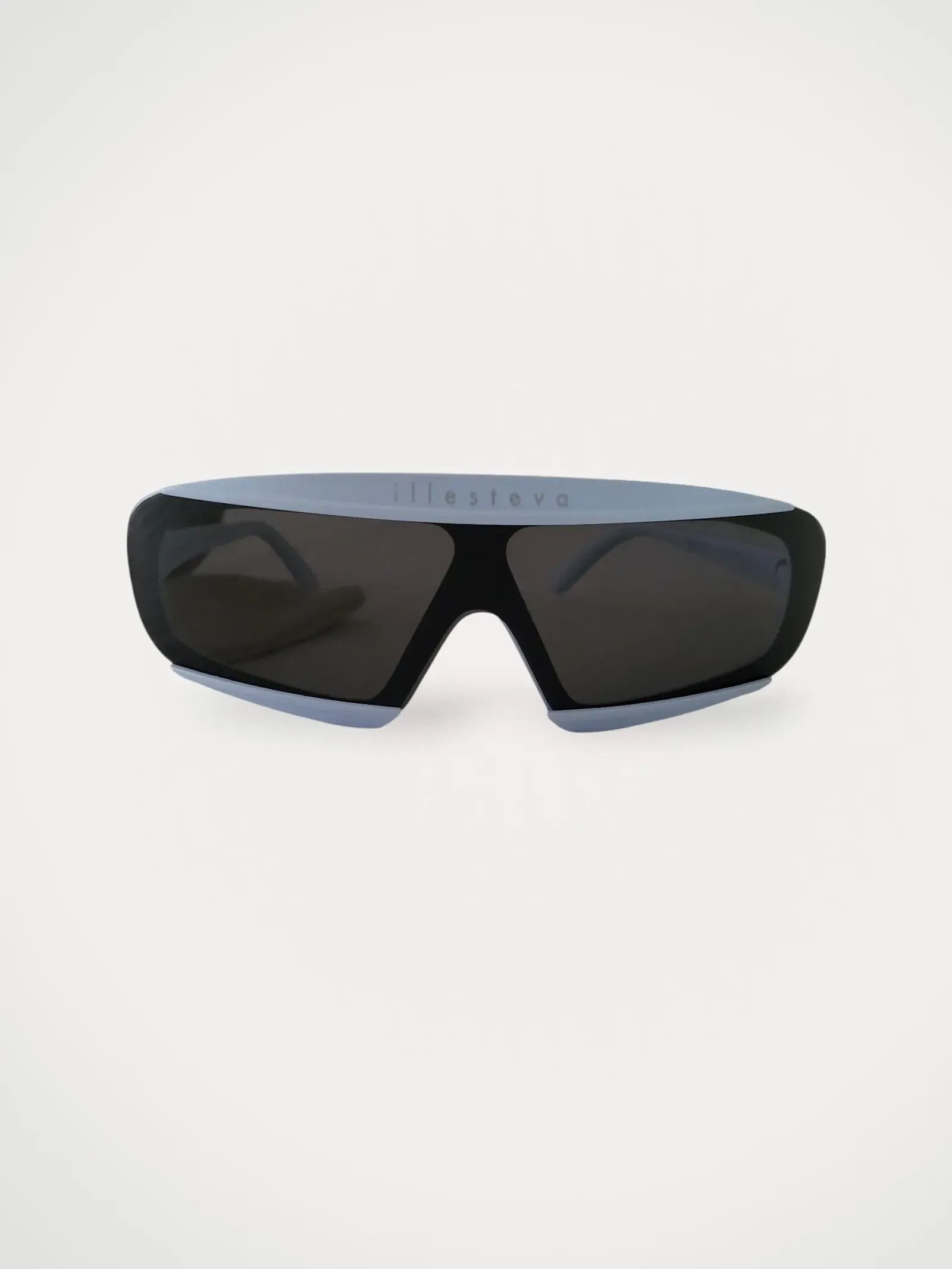 Illesteva Illesteva Courchevel Sunglasses Size ONE SIZE - 1 Thumbnail