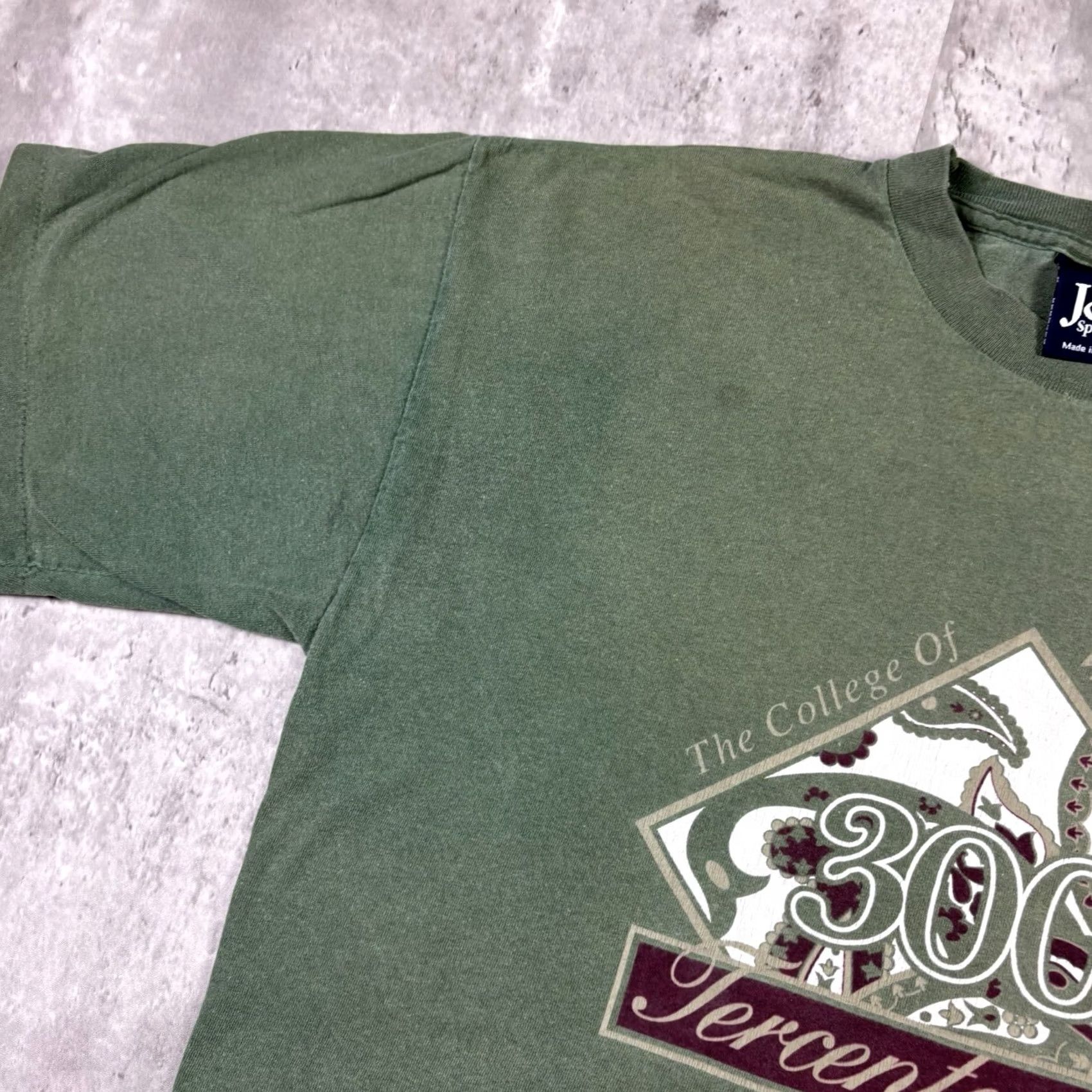 Fruit Of The Loom VINTAGE William & Mary College 90s Green T Shirt XL Size US L / EU 52-54 / 3 - 7 Thumbnail