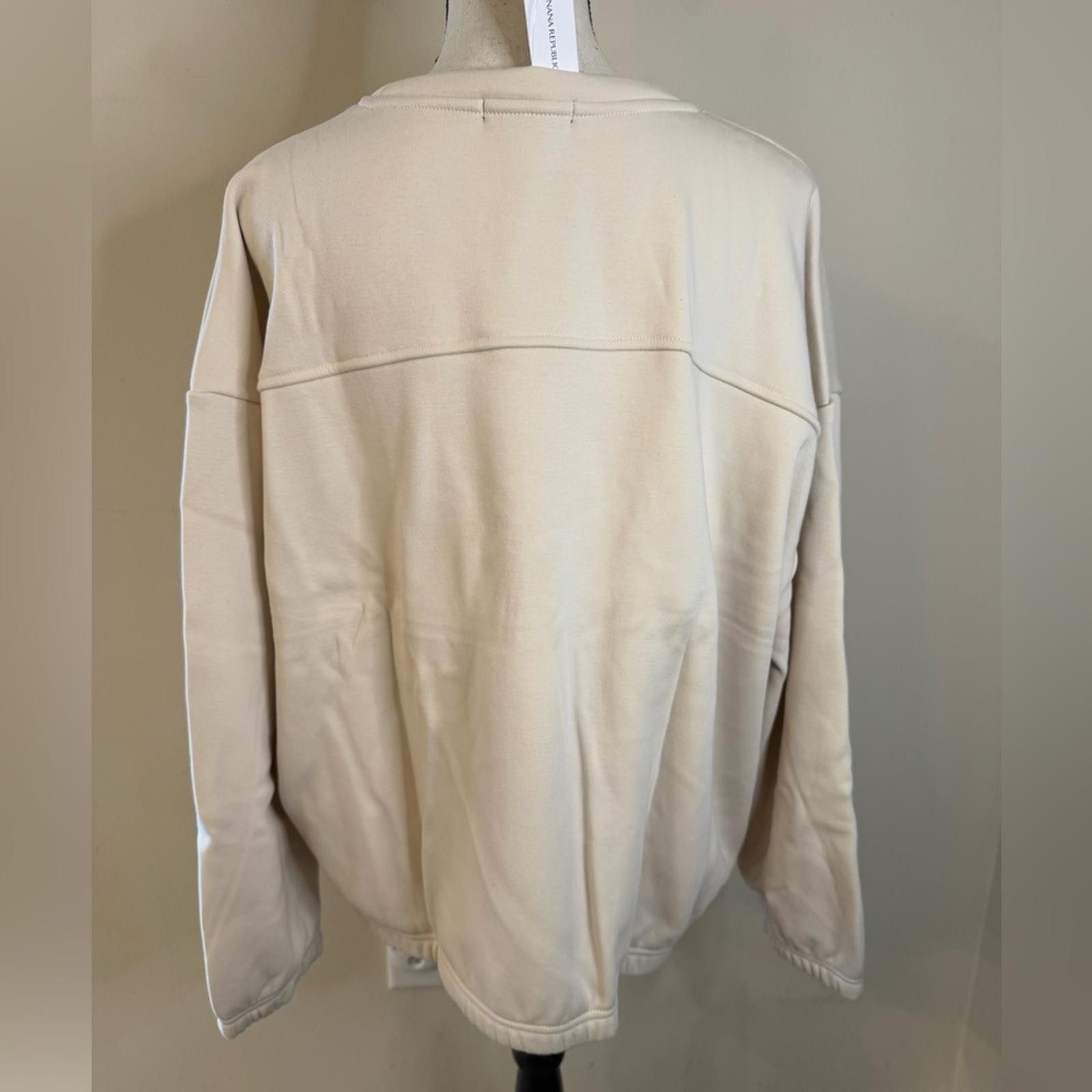 Banana Republic Banana Republic Cream fleece Sweatshirt SZ XXL Size XXL / US 16-18 / IT 52-54 - 3 Thumbnail