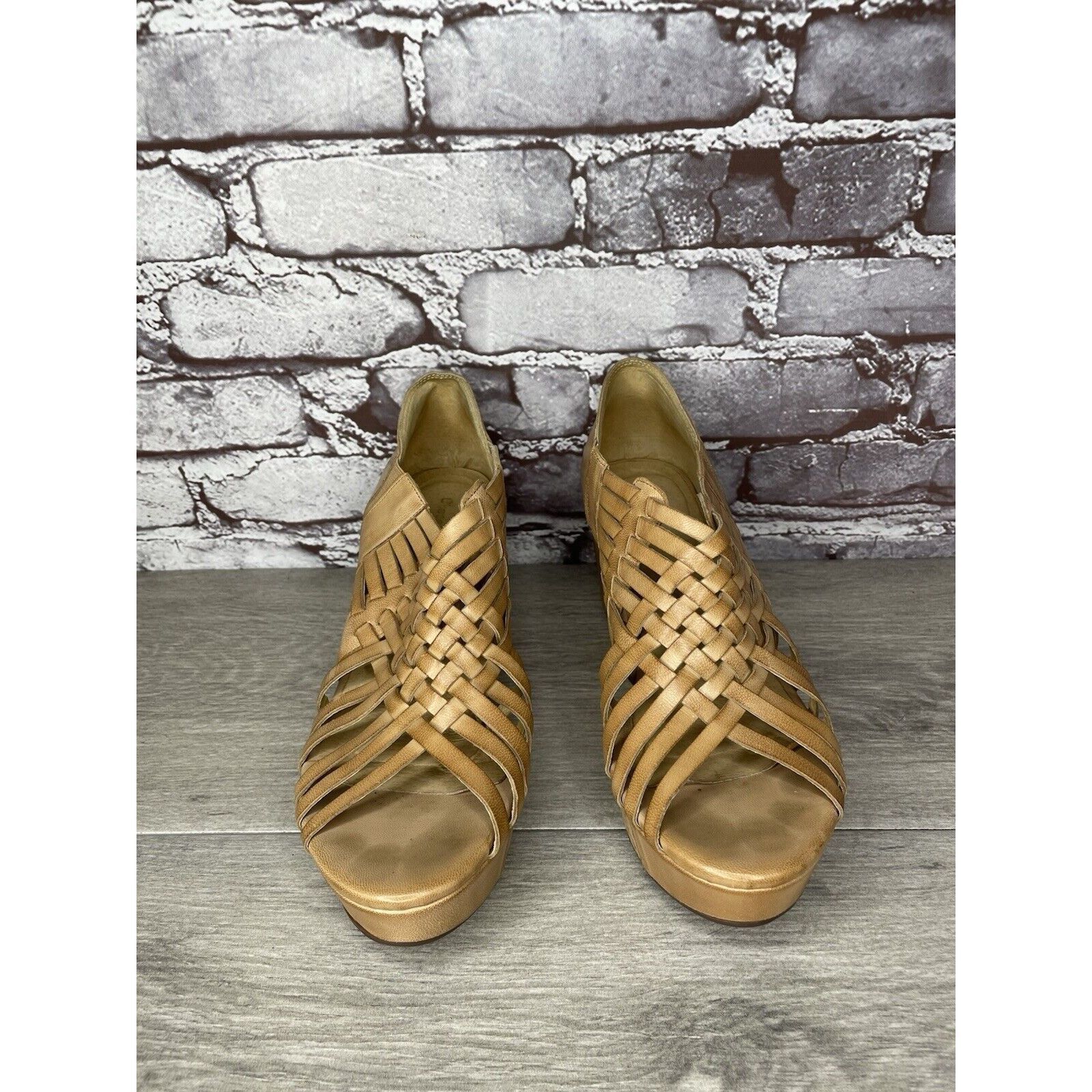 Other Chocolat Blu Web Tan Leather Woven Cork Wedge Platform Sanda Size US 9.5 / IT 39.5 - 2 Thumbnail