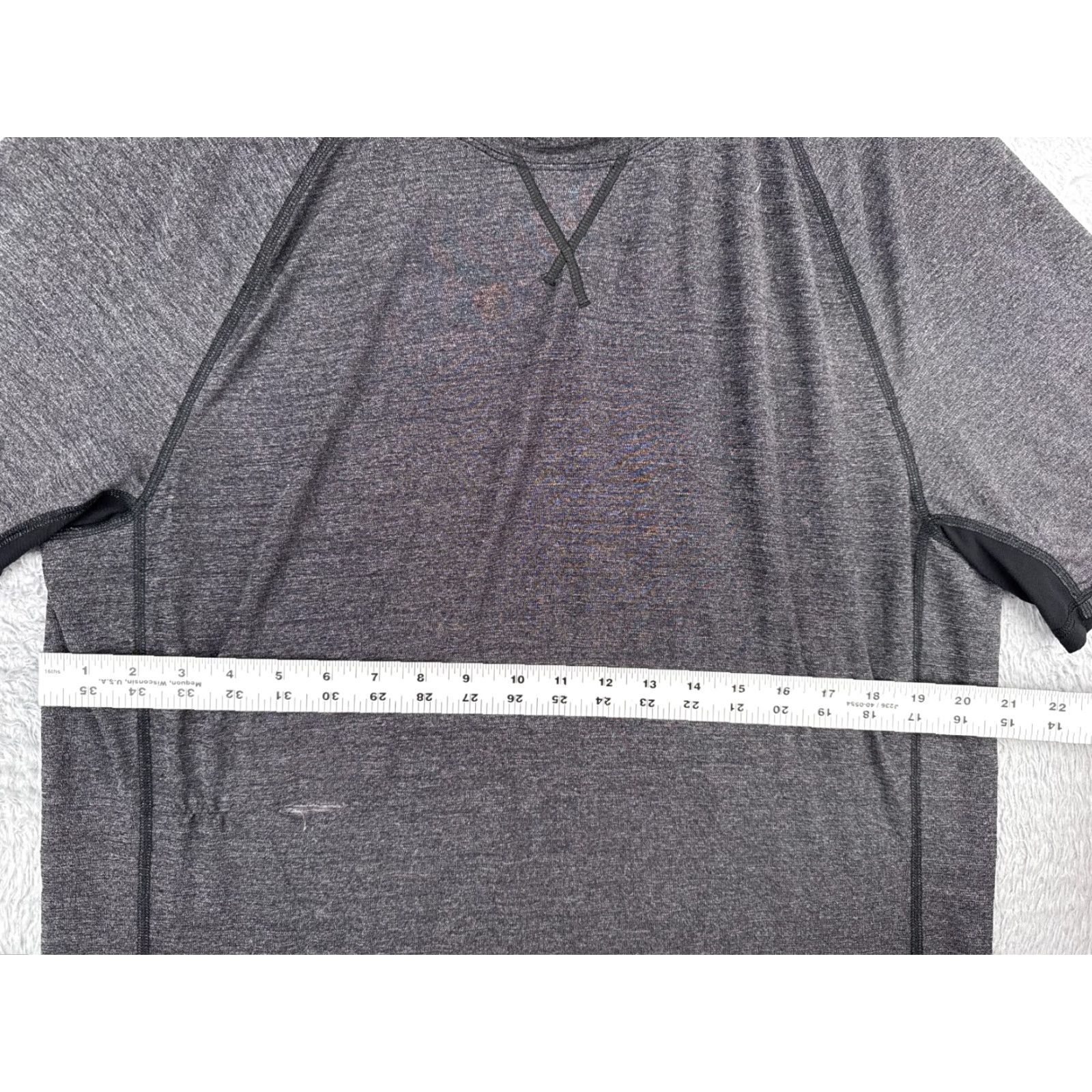 Lululemon Lululemon Shirt Men Large Gray Heather White Short Sleeve Crew Neck READ ME Shirt Men L Gray Poly Microfiber Logo All Seasons Breathable Vintage: No Size US L / EU 52-54 / 3 - 7 Thumbnail