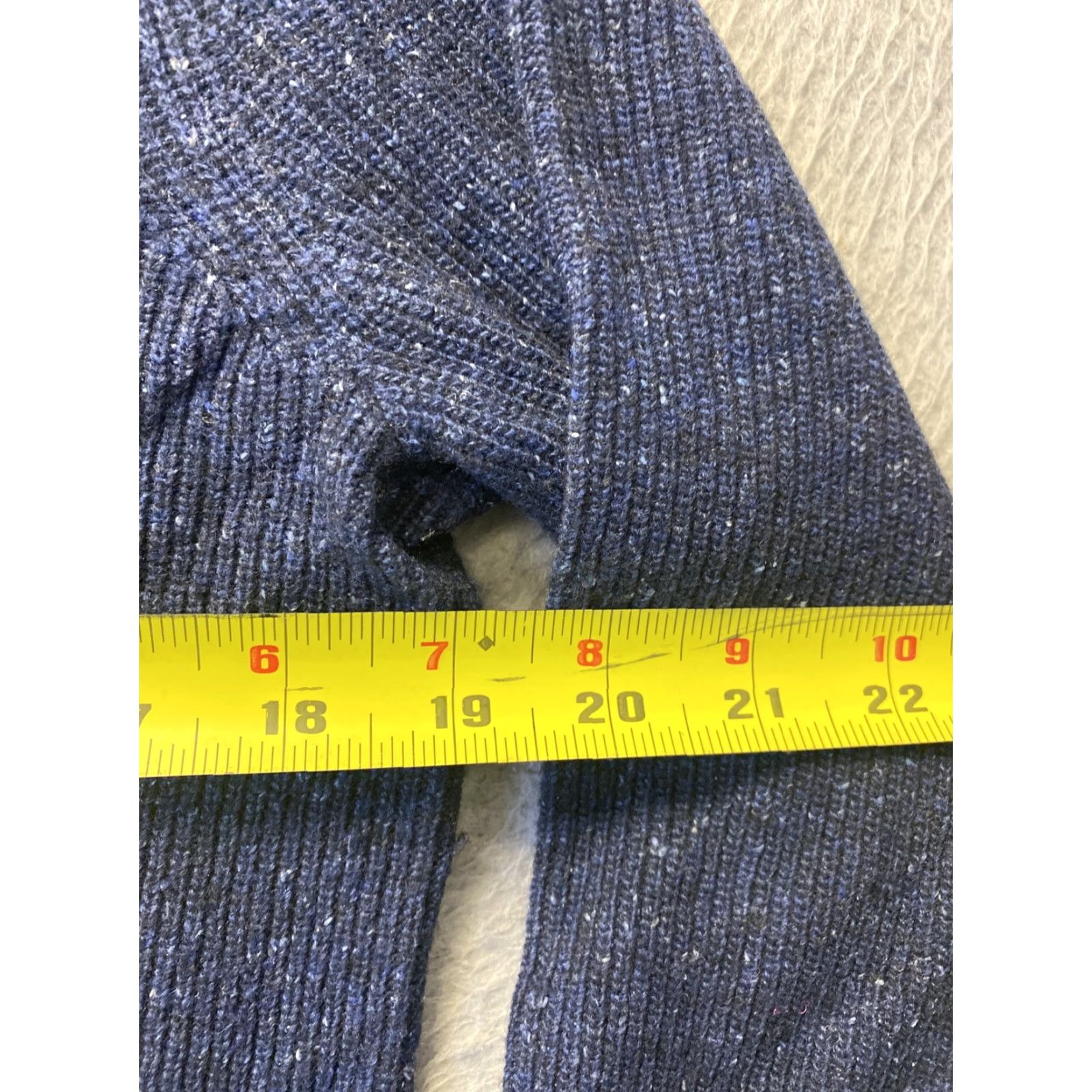 Banana Republic Banana Republic Shirt Mens Blue Knit Long Sleeve Henley Casual Outdoors /108-56 Size US S / EU 44-46 / 1 - 4 Thumbnail