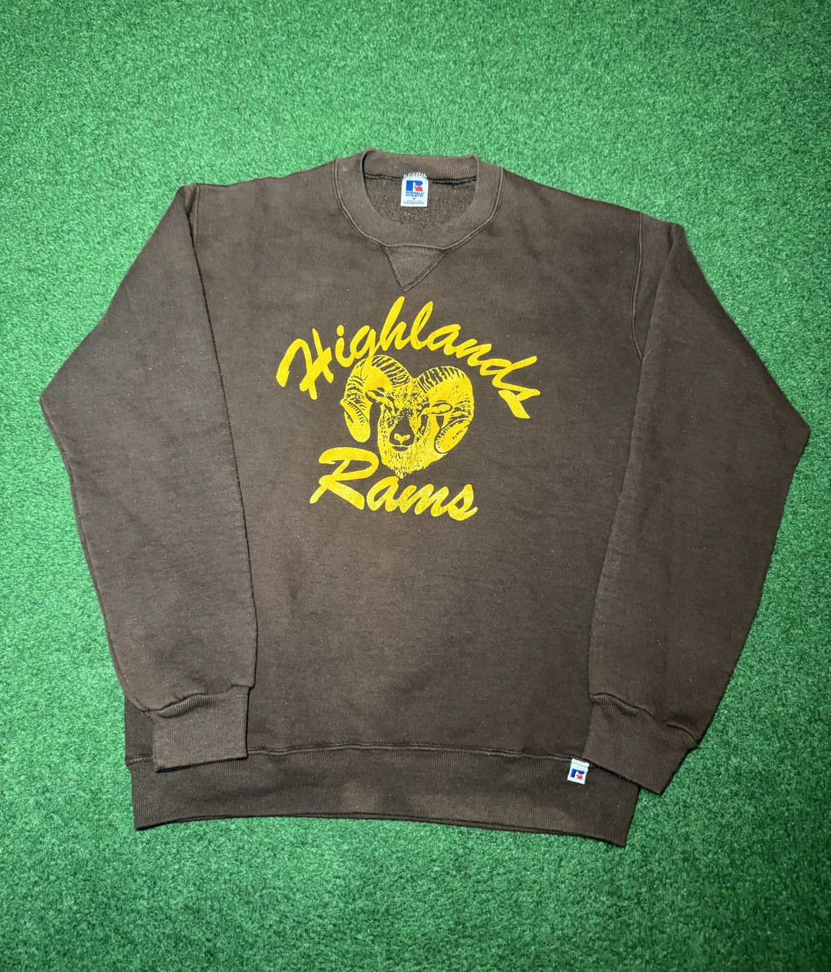 Russell Athletic Highland Rams Vintage Russell 90s Crew Sweatshirt Med 20x26 Size US M / EU 48-50 / 2 - 1 Thumbnail