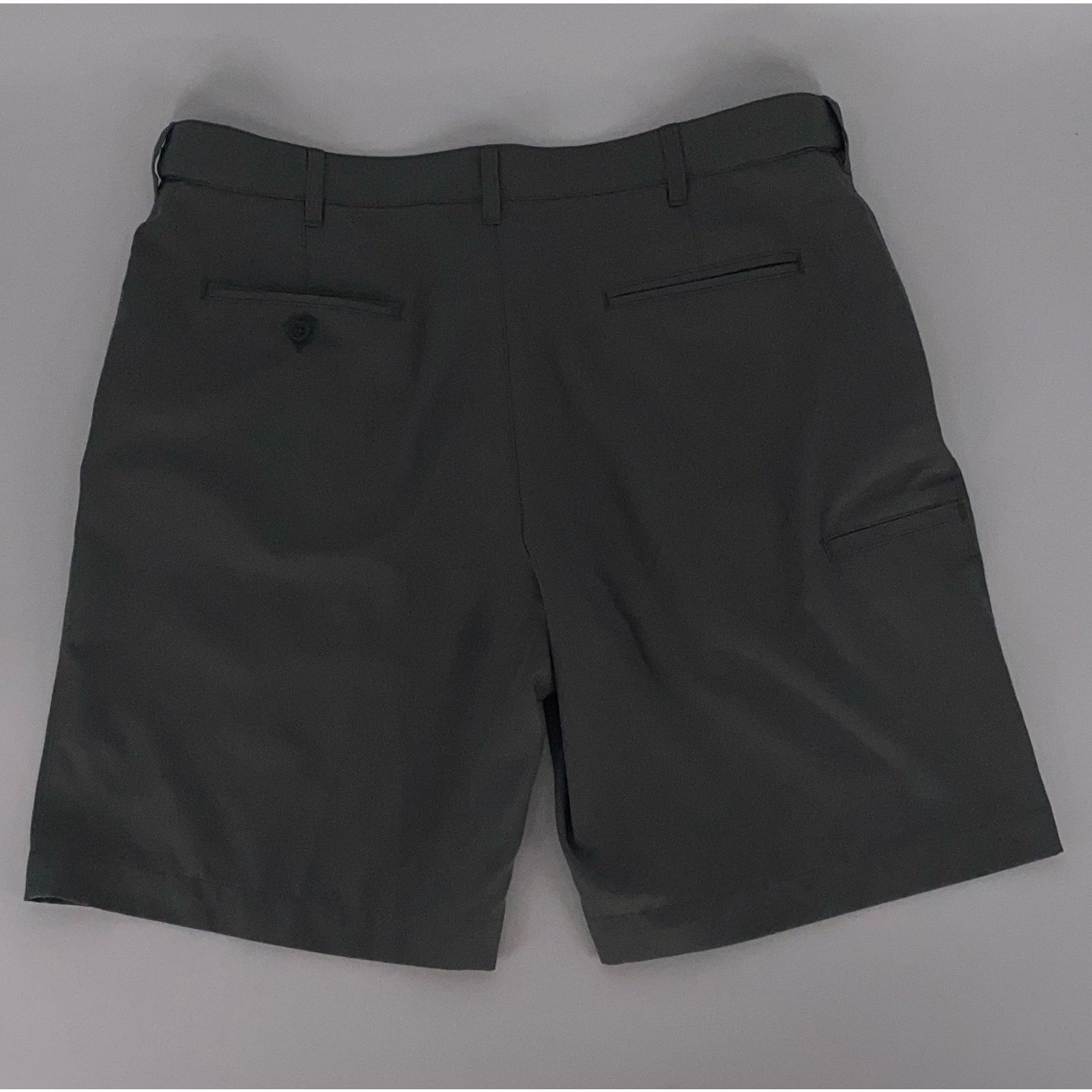 PGA Tour PGA Tour Mens Golf Shorts Size US 38 / EU 54 - 3 Thumbnail