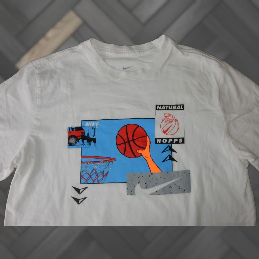 Nike Nike Men's T-Shirt Basketball Size M White Short Sleeve Cotton Graphic Print Shirt Mens Size US M / EU 48-50 / 2 - 1 Thumbnail