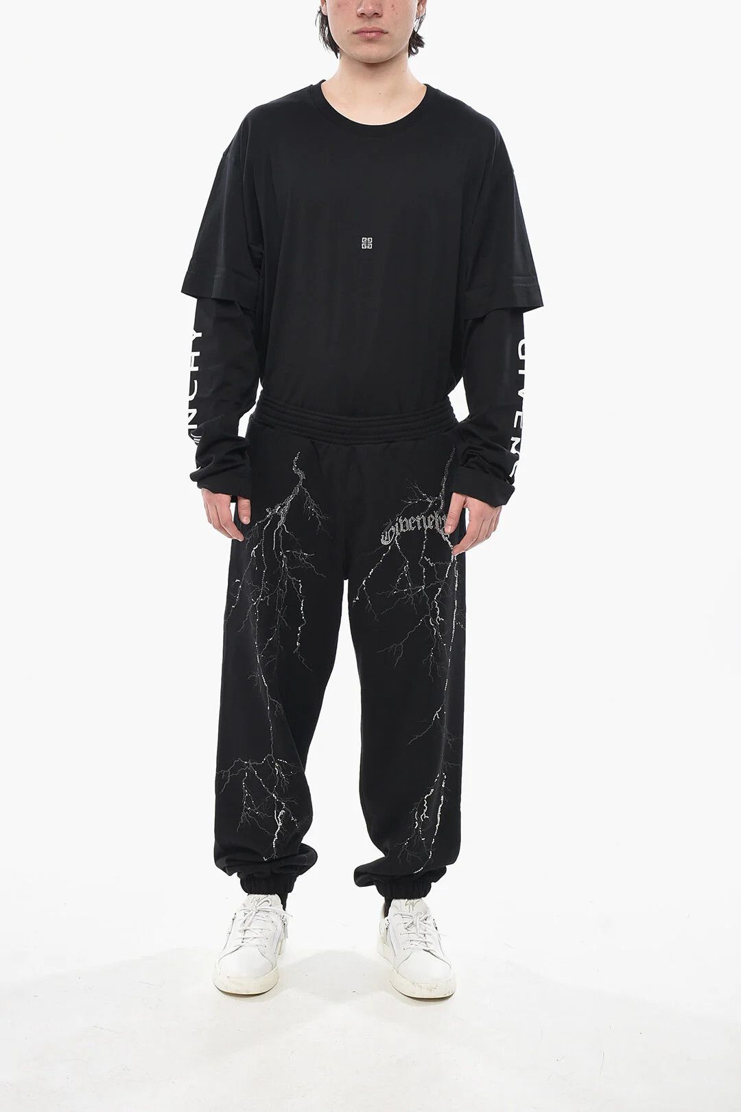 Givenchy og1mm0326 Sweatpants & Joggers in Black Size US 30 / EU 46 - 4 Thumbnail