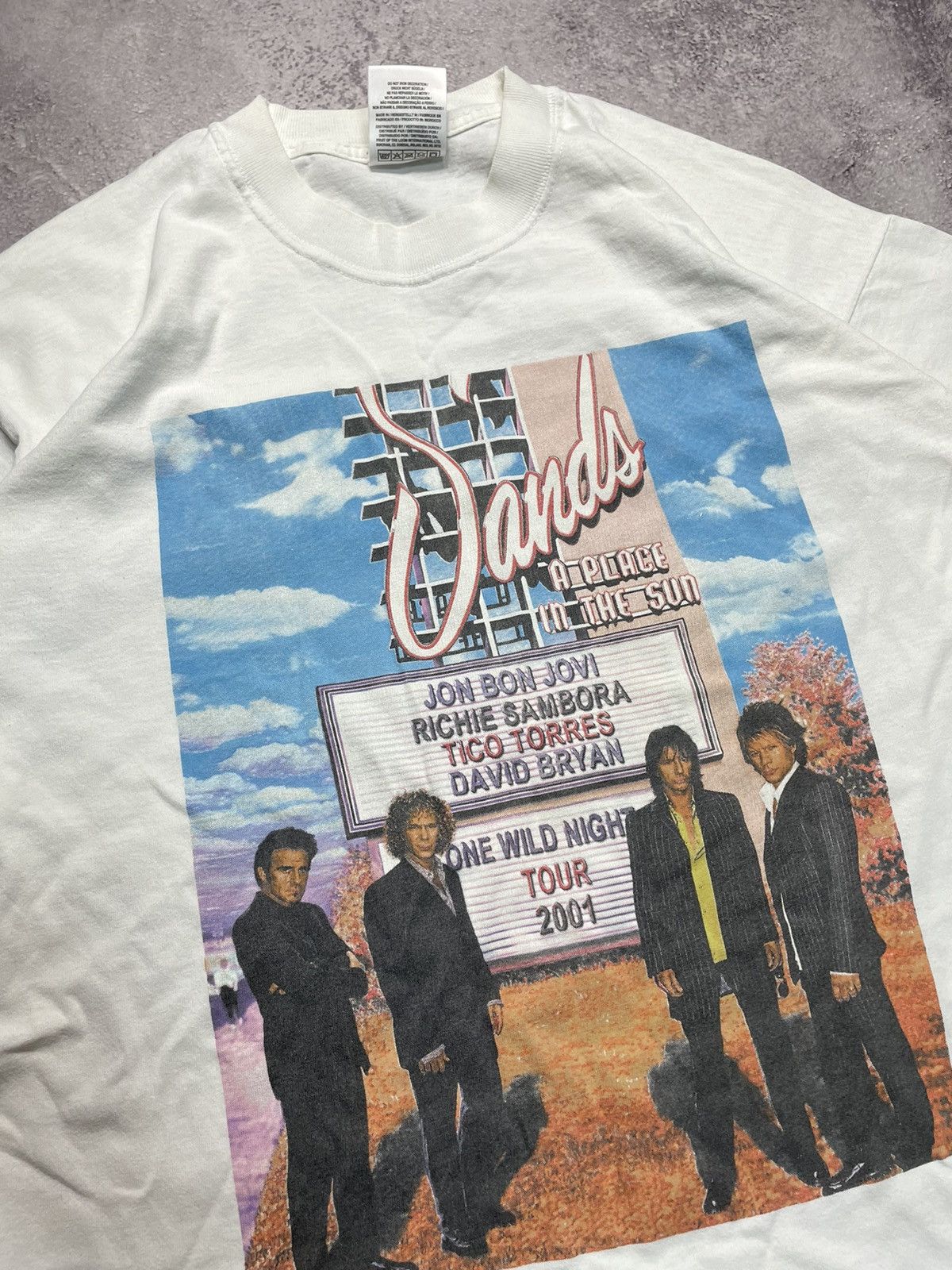 Band Tees Vintage Bon Jovi One Wild Night Tour Rock Band Tee L Size US L / EU 52-54 / 3 - 2 Thumbnail