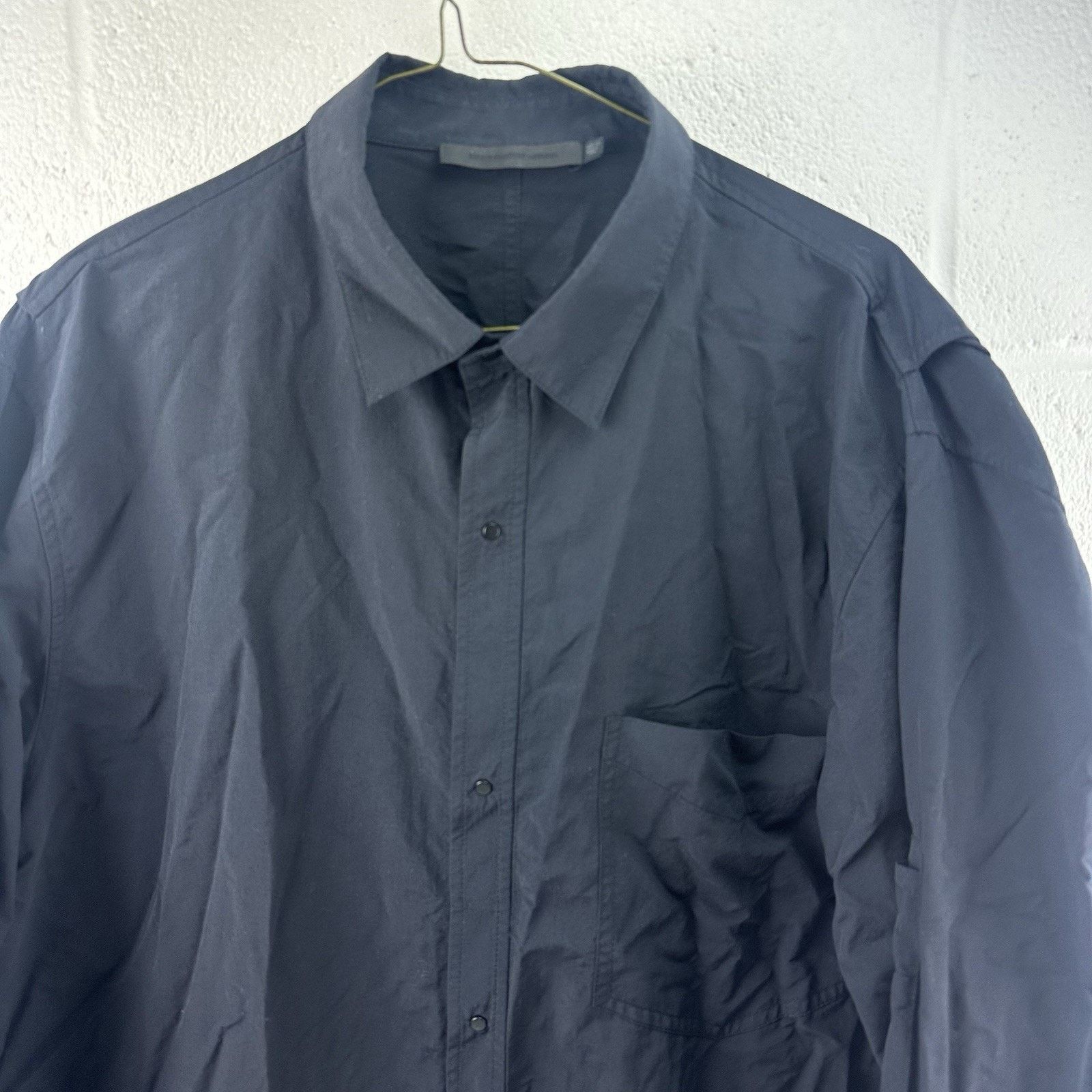 Alexander Wang Alexander wang Elongated Black Cotton Blend Shirt Sz L 26x37 Size US L / EU 52-54 / 3 - 3 Thumbnail