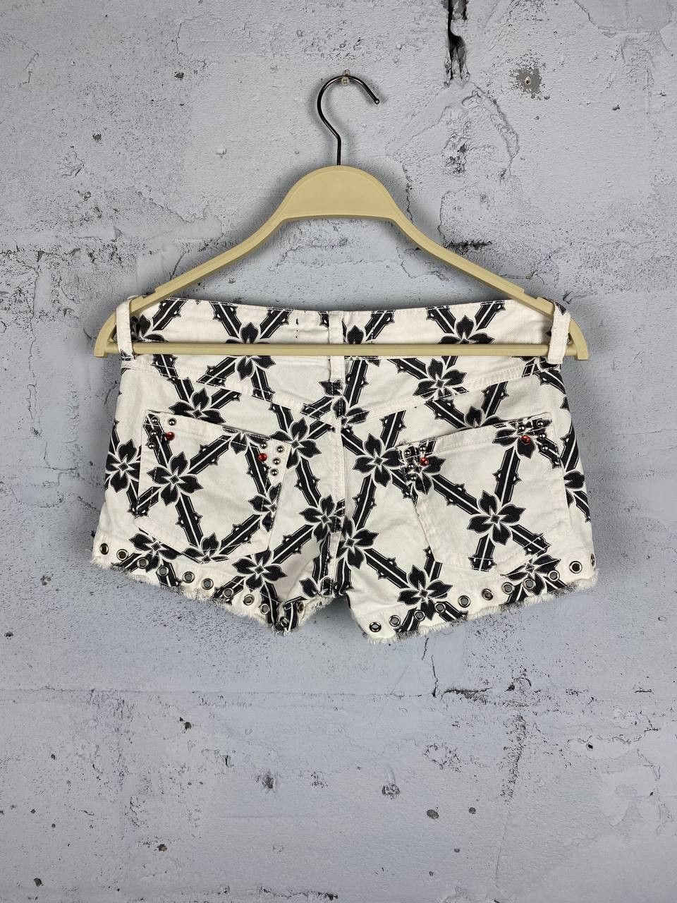Isabel Marant × Isabel Marant Etoile Isabel Marant Etoile White Rhinestone Denim Shorts Size 25" / US 0 / IT 36 - 7 Thumbnail