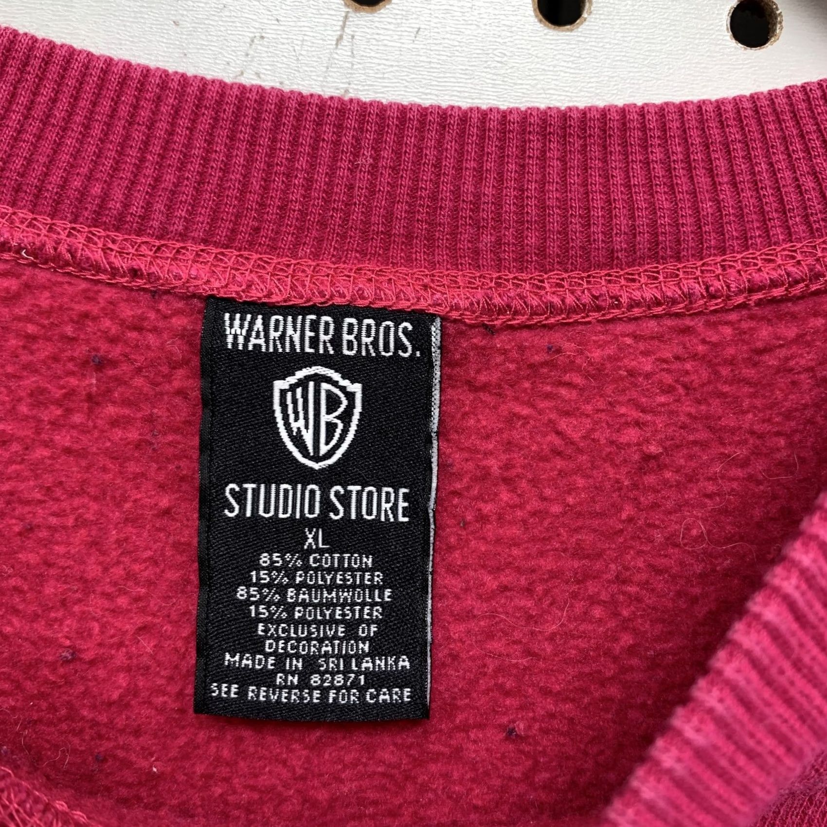 Vintage VINTAGE Warner Bros Tweety Crewneck Sweatshirt Mens XL Pink Fleece Embroidered Size US XL / EU 56 / 4 - 4 Thumbnail