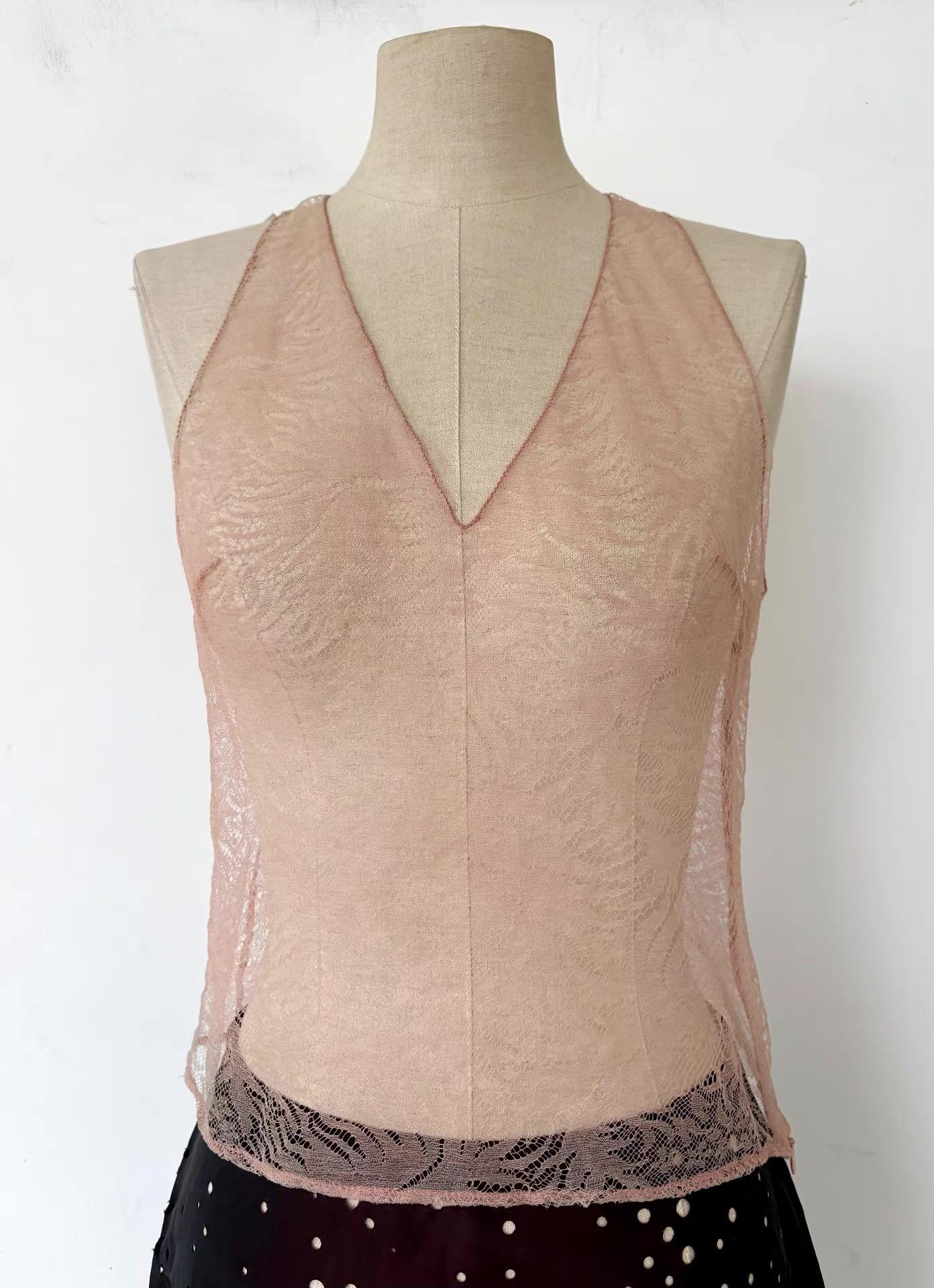 Versace Gianni Versace Women's Lace Sleeveless Top Ｑ21 Size M / US 6-8 / IT 42-44 - 4 Thumbnail