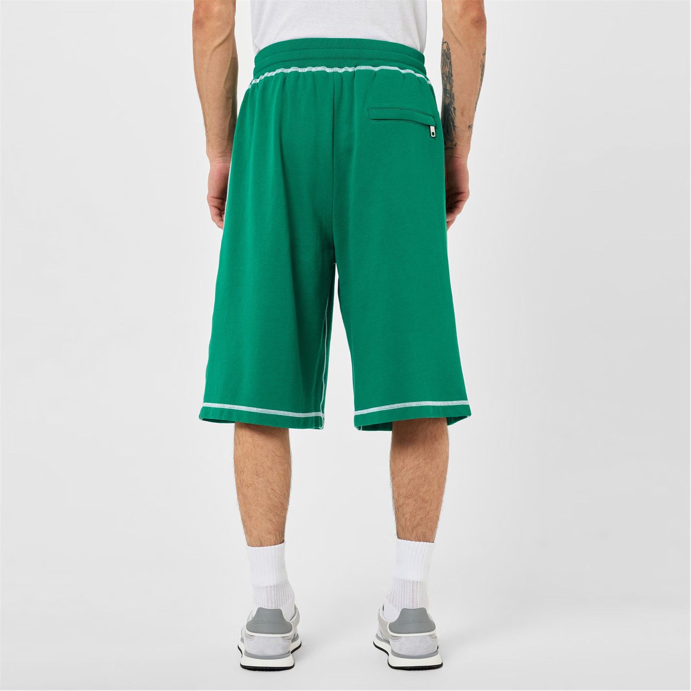 Dolce & Gabbana o1g2r1mq0426 Logo Jogging Shorts in Green Size US 32 / EU 48 - 4 Thumbnail