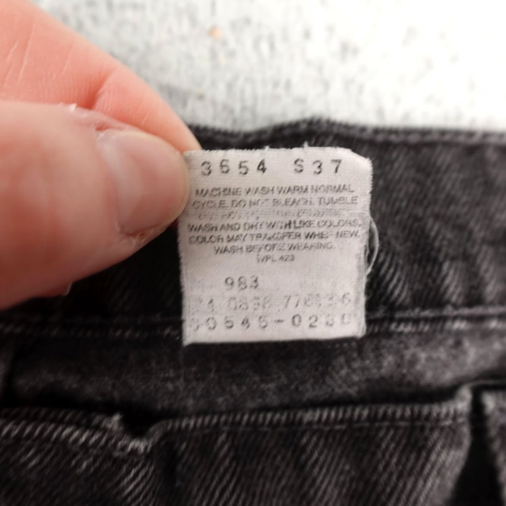 Levi's VINTAGE Levi's Jeans Mens 40x32 Relaxed Loose Fit Black Denim 90s Size US 40 / EU 56 - 3 Thumbnail