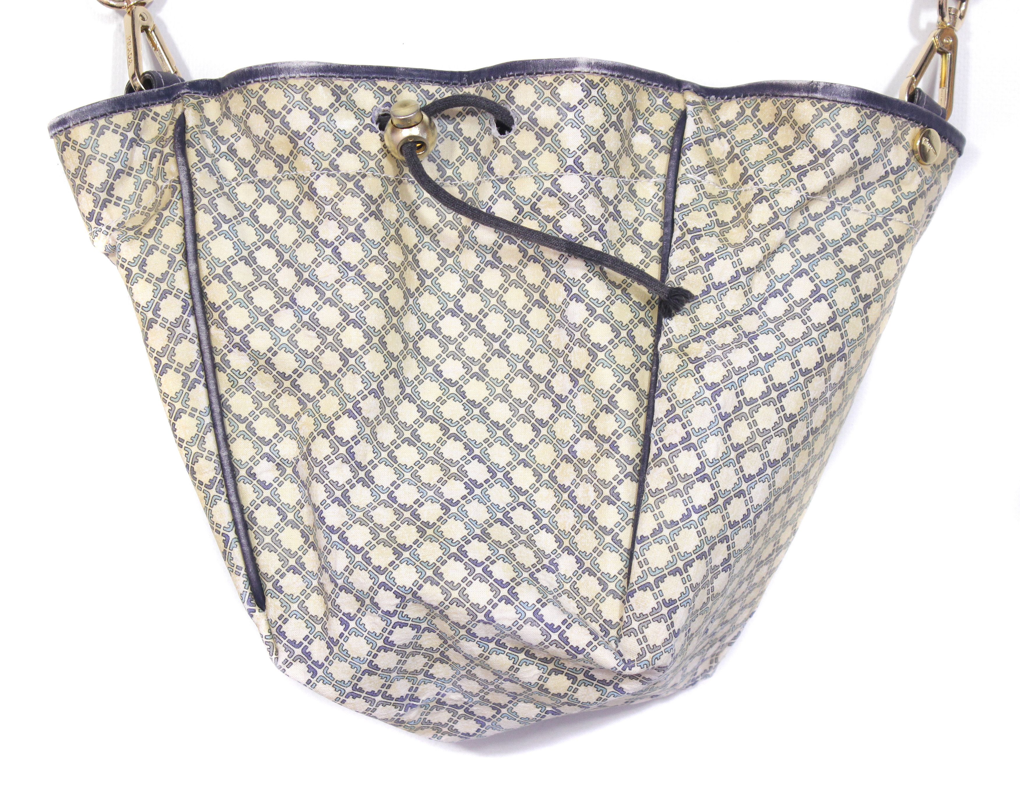 Salvatore Ferragamo 90S Monogram Bucket Bag Vintage Size ONE SIZE - 3 Thumbnail