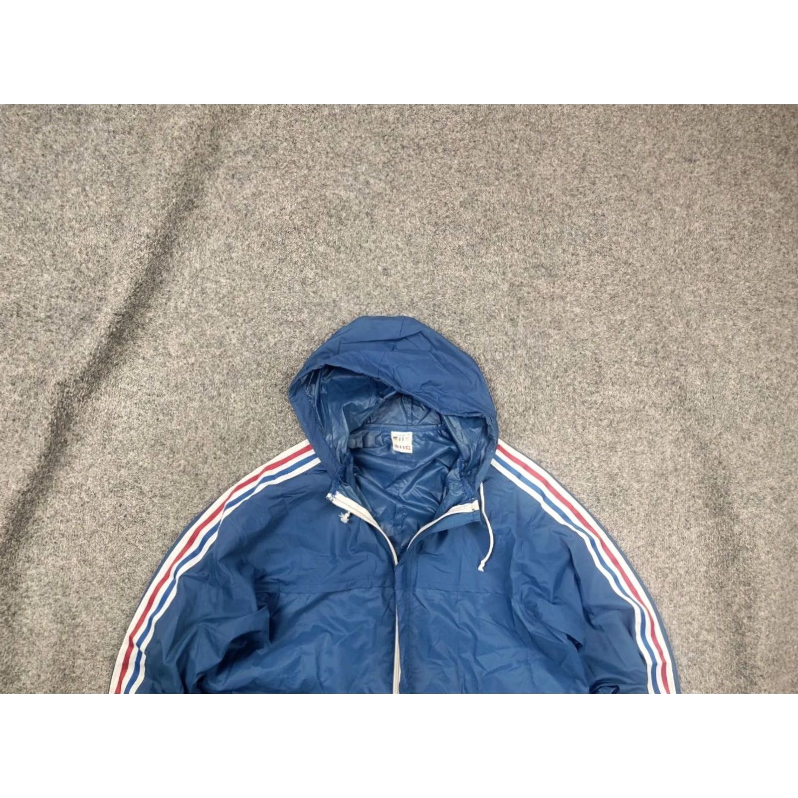 Adidas VINTAGE Adidas Originals windbreaker Blue France Zip Hooded jacket Size US S / EU 44-46 / 1 - 2 Thumbnail