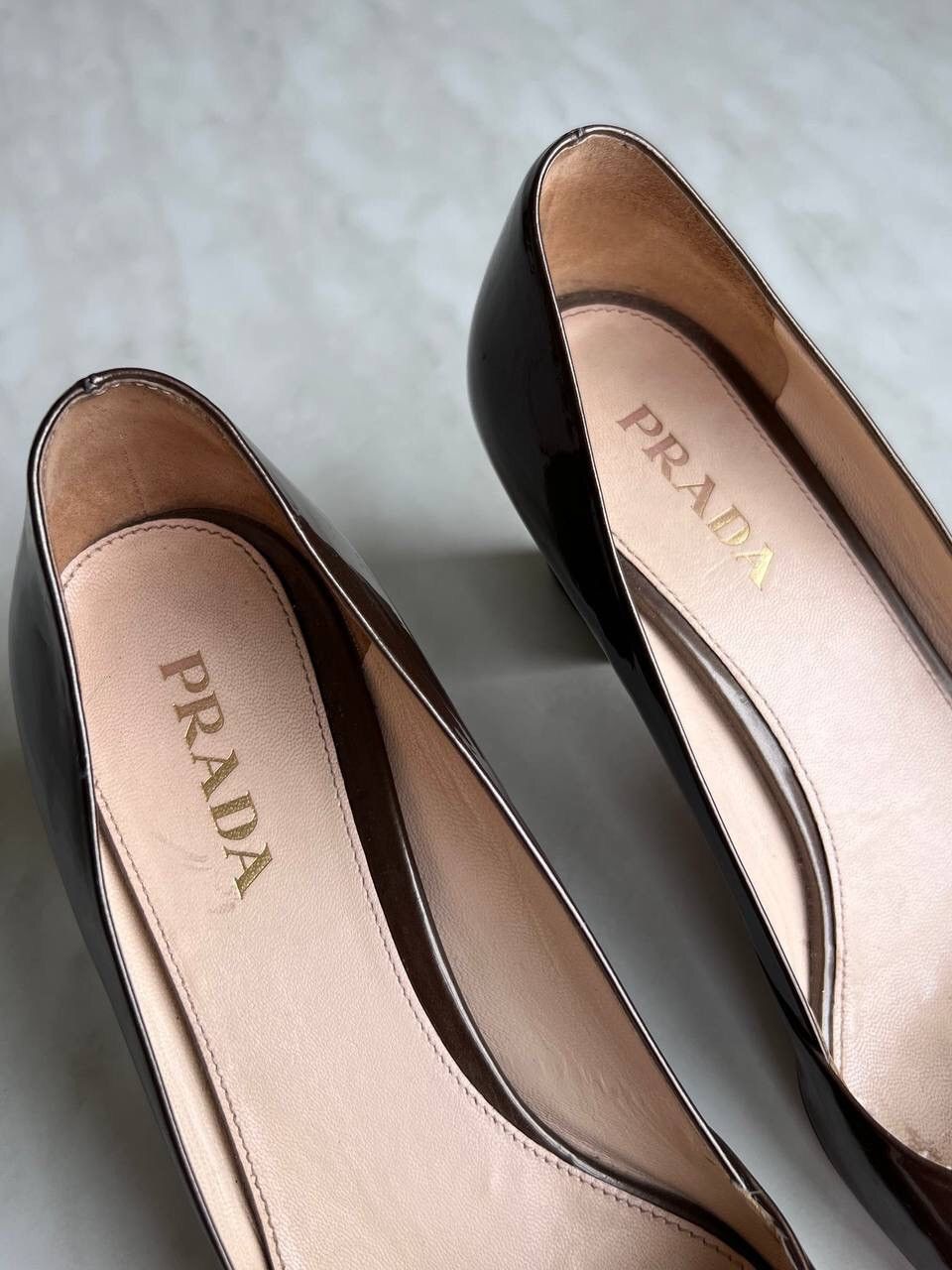 Prada Prada High Heels Shoes Metal Logo 00s Prada Italy Leather Size US 7 / IT 37 - 4 Thumbnail