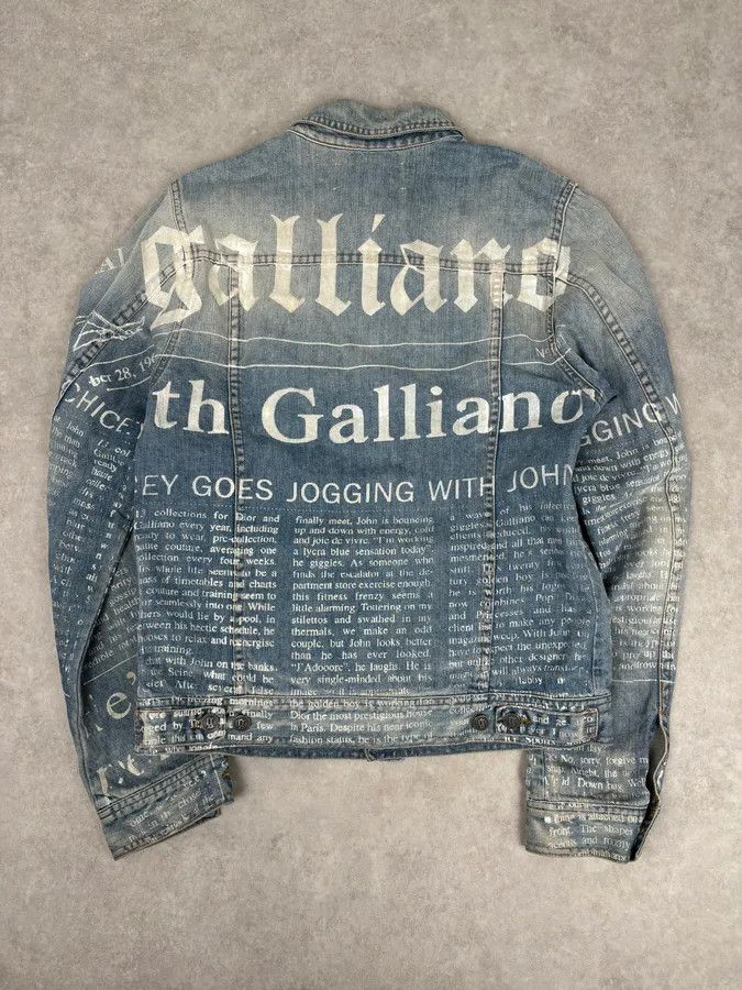 John Galliano AW2011 John Galliano Light Blue Denim Gazette Magazine Denim Jacket Size US L / EU 52-54 / 3 - 5 Thumbnail