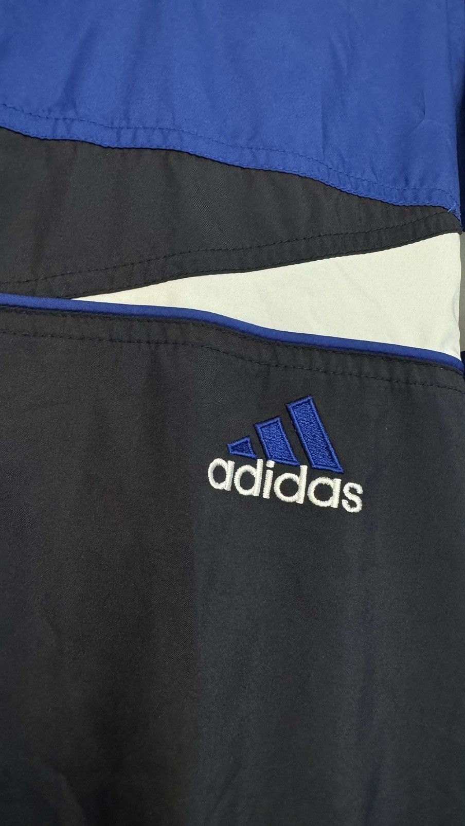 Adidas Adidas original vintage zip up y2k 90s 80s windbreaker Size US L / EU 52-54 / 3 - 3 Thumbnail