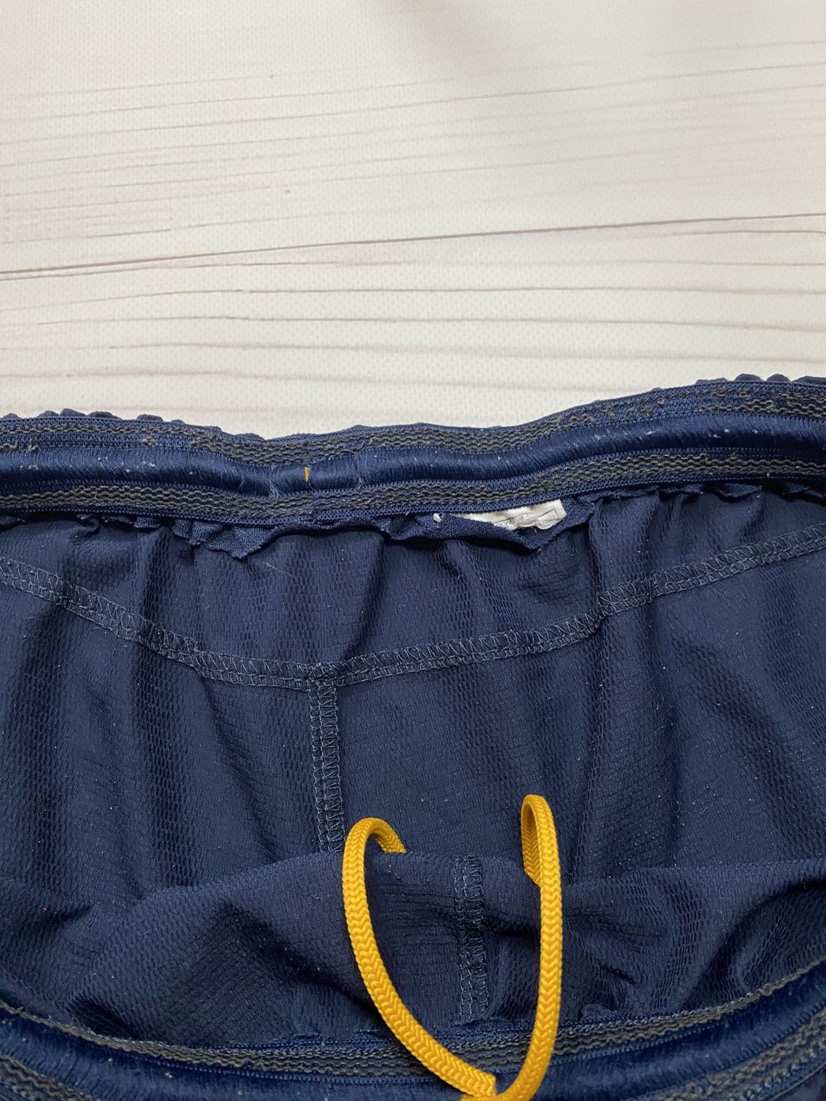 Nike × Vintage Vintage Nike Arsenal 2007/08 away football y2k shorts Size US 34 / EU 50 - 3 Thumbnail