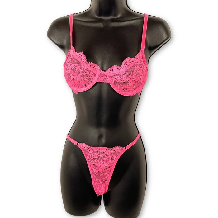 Luxe Black Embroidered Lace Underwire Bra & Panty Set | ULZZANG BELLA