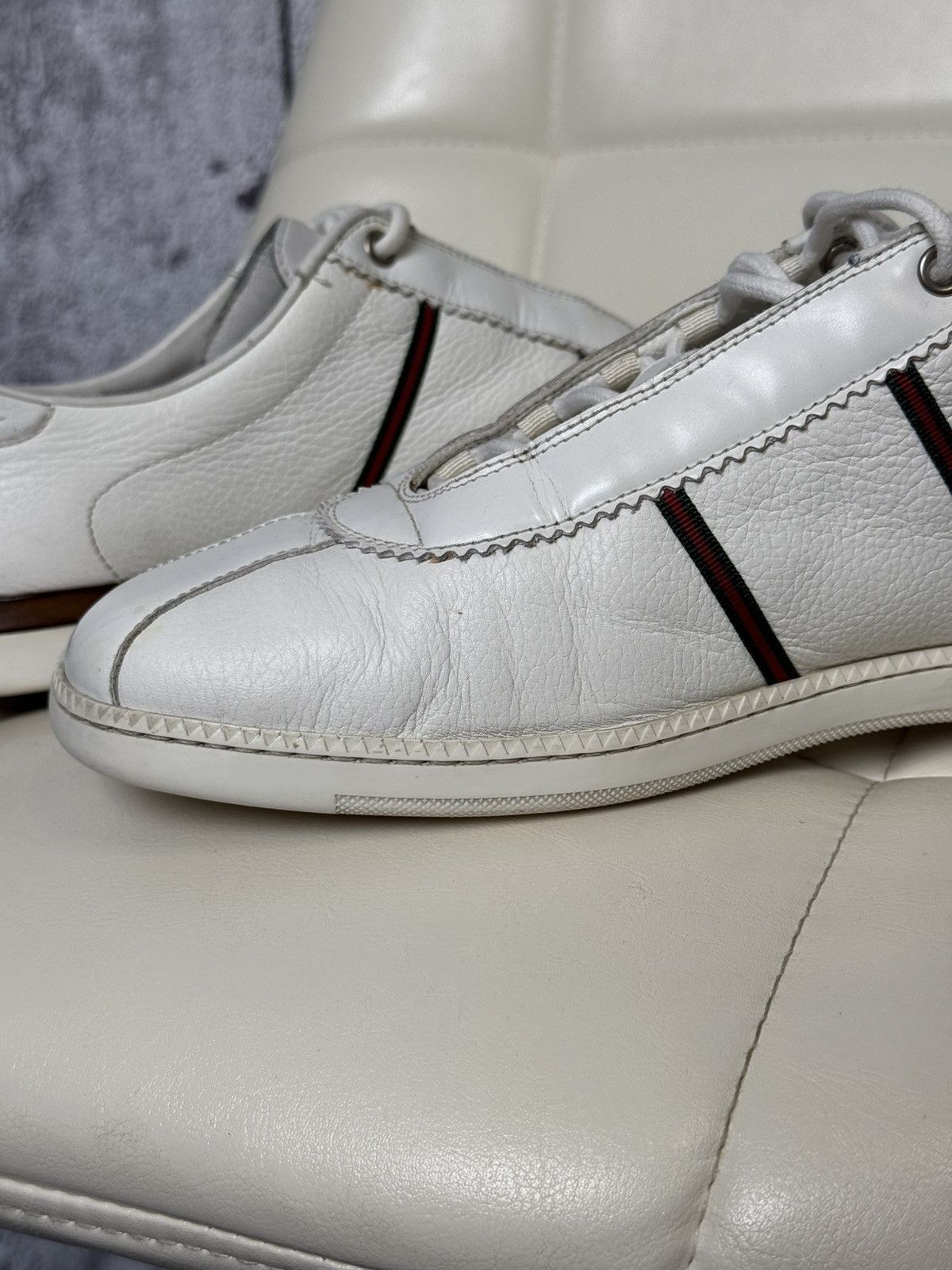 Gucci Gucci White Leather Low Top Sneakers Web Stripe & GG Logo Size US 9 / EU 42 - 14 Thumbnail