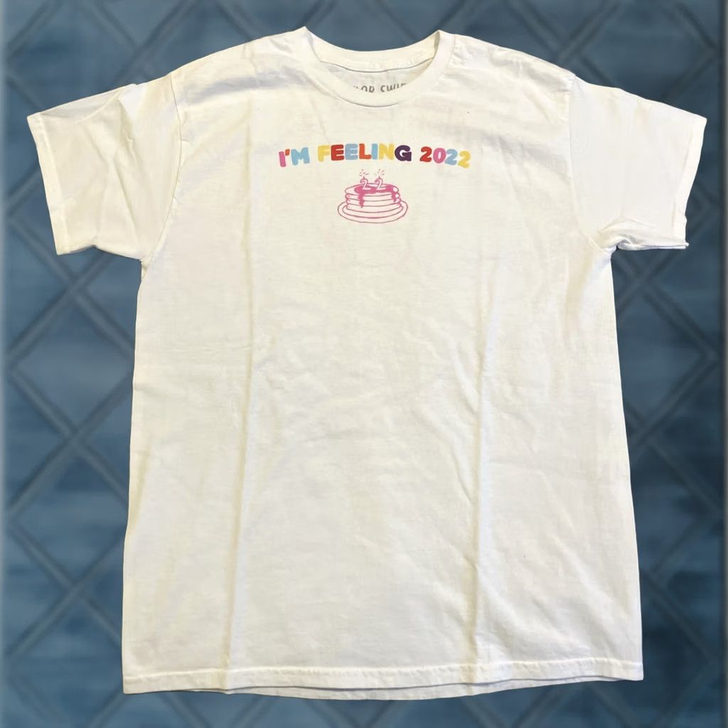 Vintage Taylor Swift T Shirt Men's Medium White Graphic OFFICIAL I’m Feeling 2022 Size US M / EU 48-50 / 2 - 1 Thumbnail