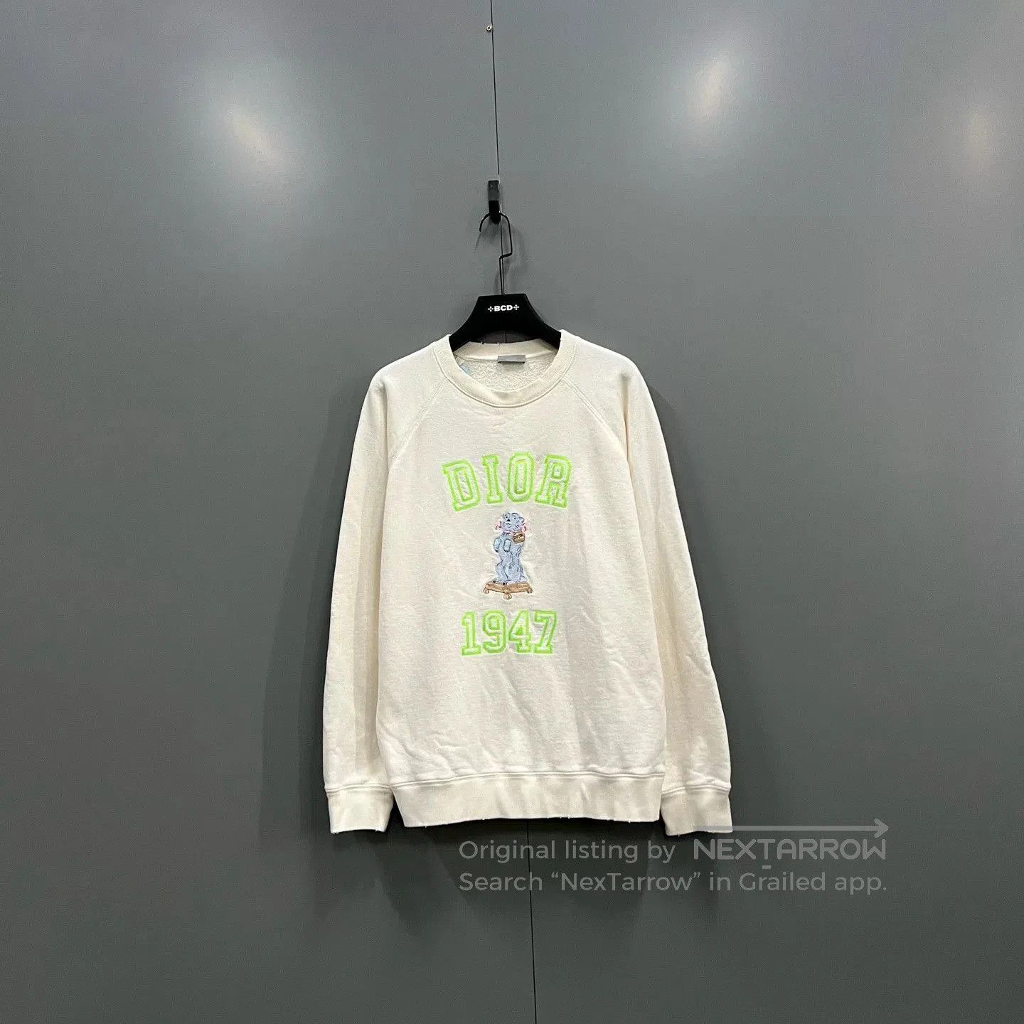 Dior dior logo embroidered sweatshirt in beige. Size US XL / EU 56 / 4 - 1 Thumbnail