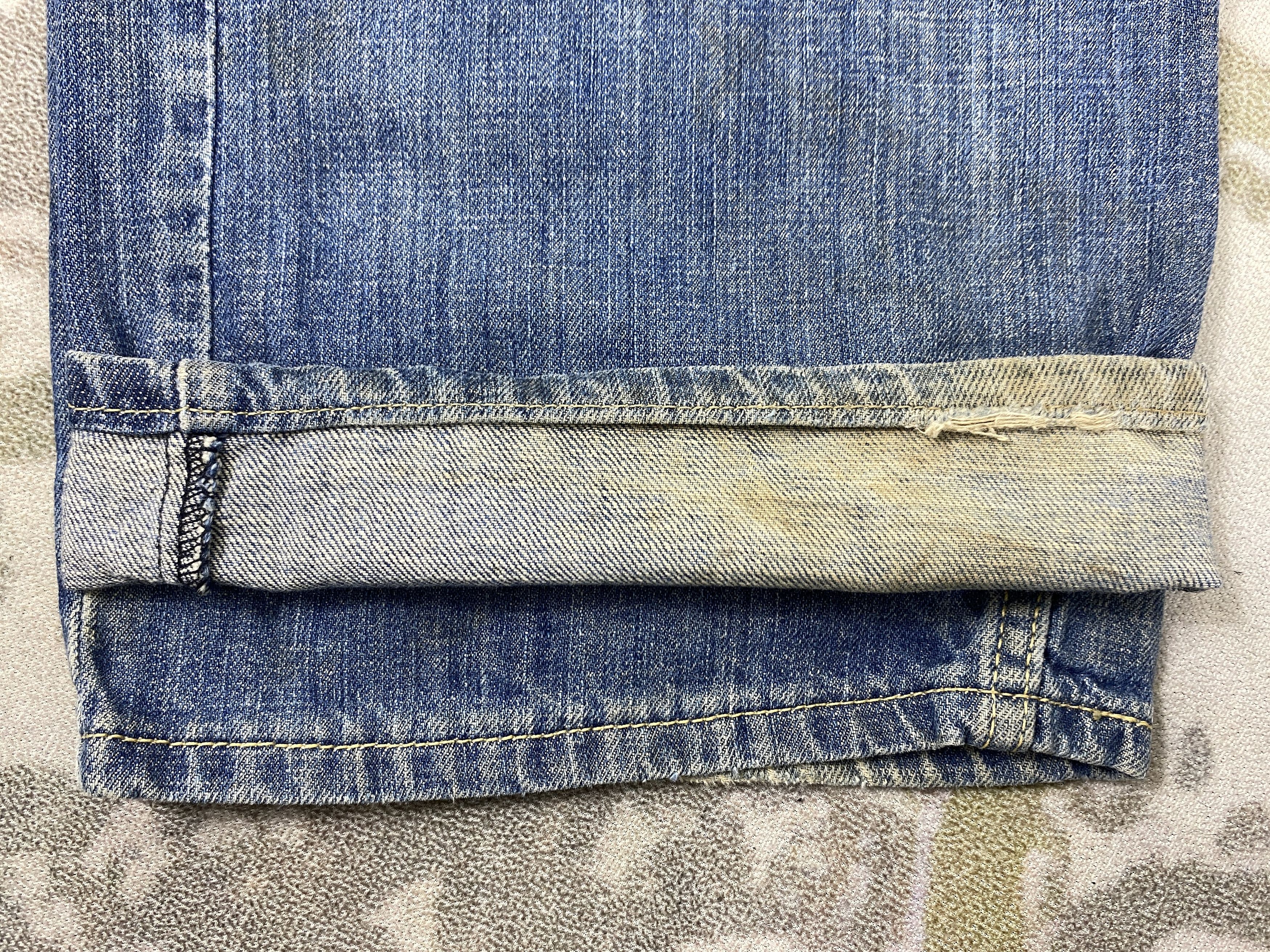 Levi's Distressed Blue Vintage Levi's 559 41x31.5 Denim -JN1444 Size US 41 - 14 Thumbnail