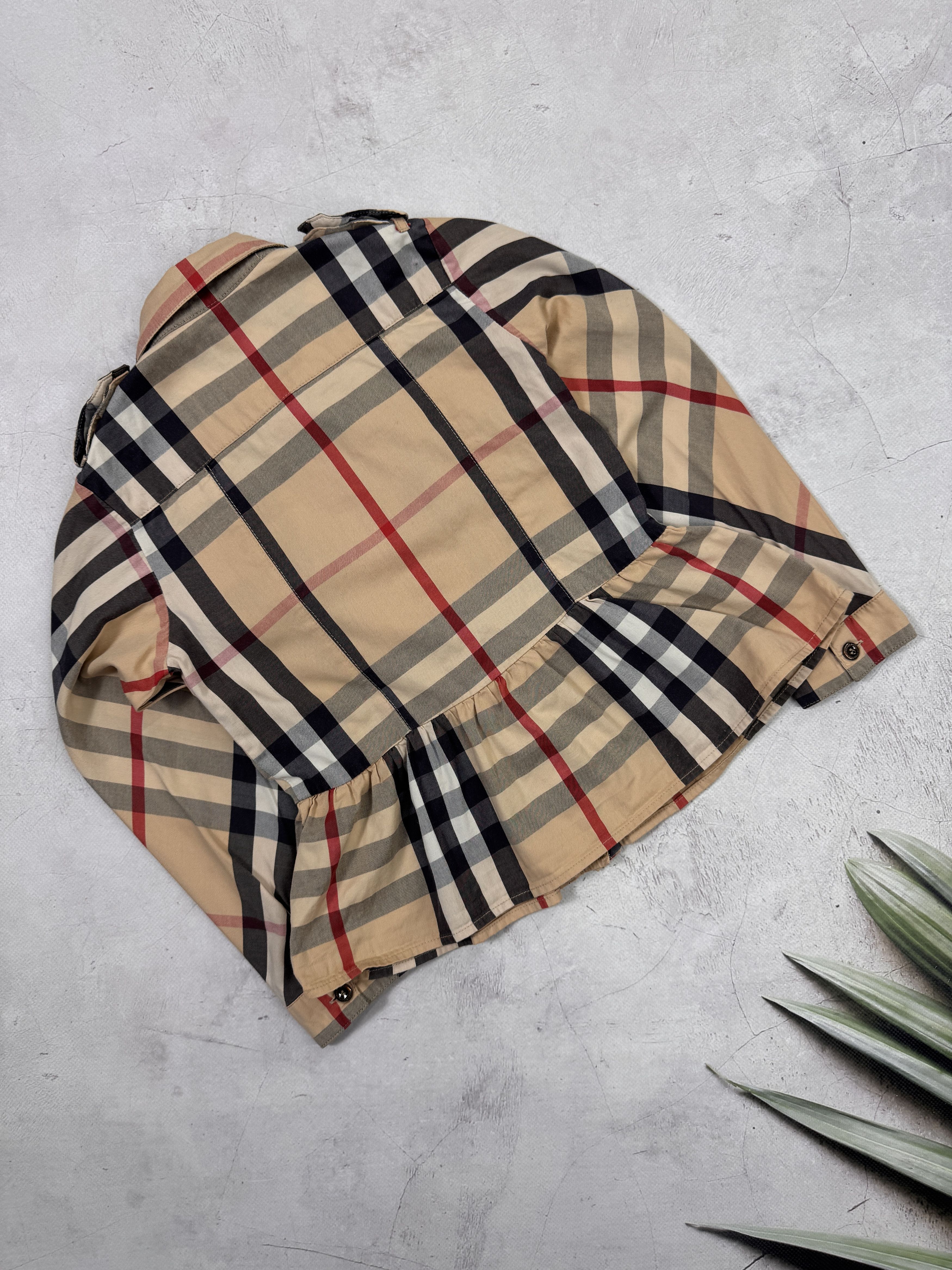 Burberry Burberry Shirt Nova Check Pattern Long Sleeve Girls Kids Size US XXS / EU 40 - 18 Thumbnail