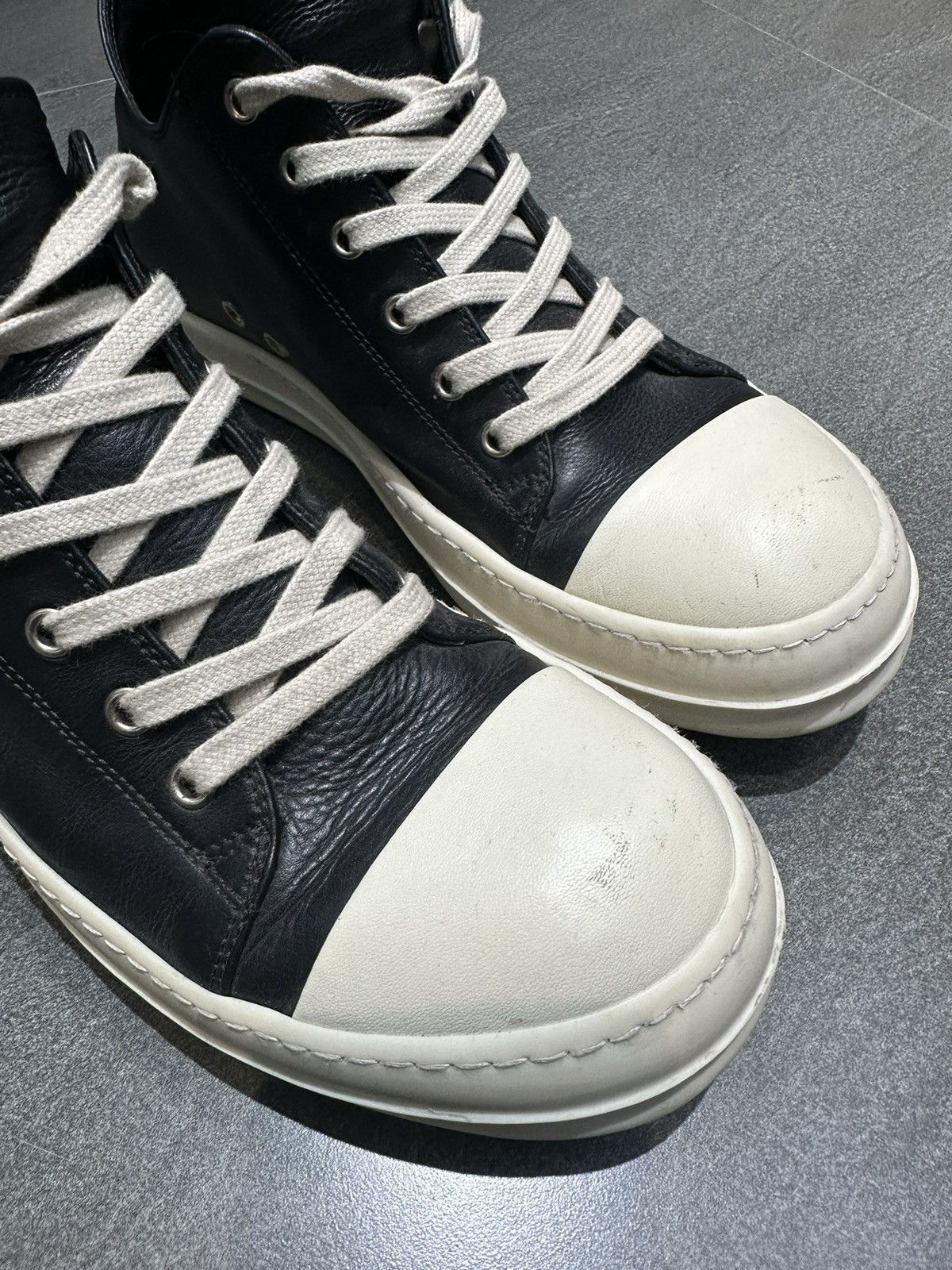 Rick Owens Rick Owens Low Top Sneakers Size US 8.5 / EU 41-42 - 5 Thumbnail